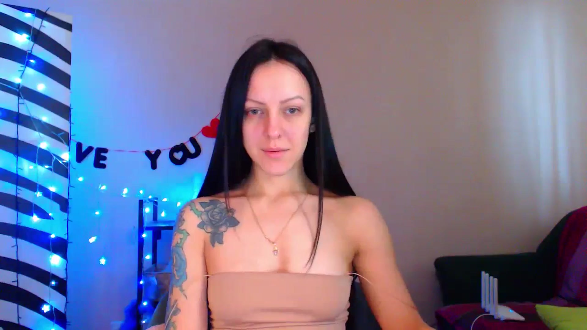 Gallery image thumbnail from Cos_Sexy's myfreecams stream on, 02/16/2024, 11:45 image 6 of 20
