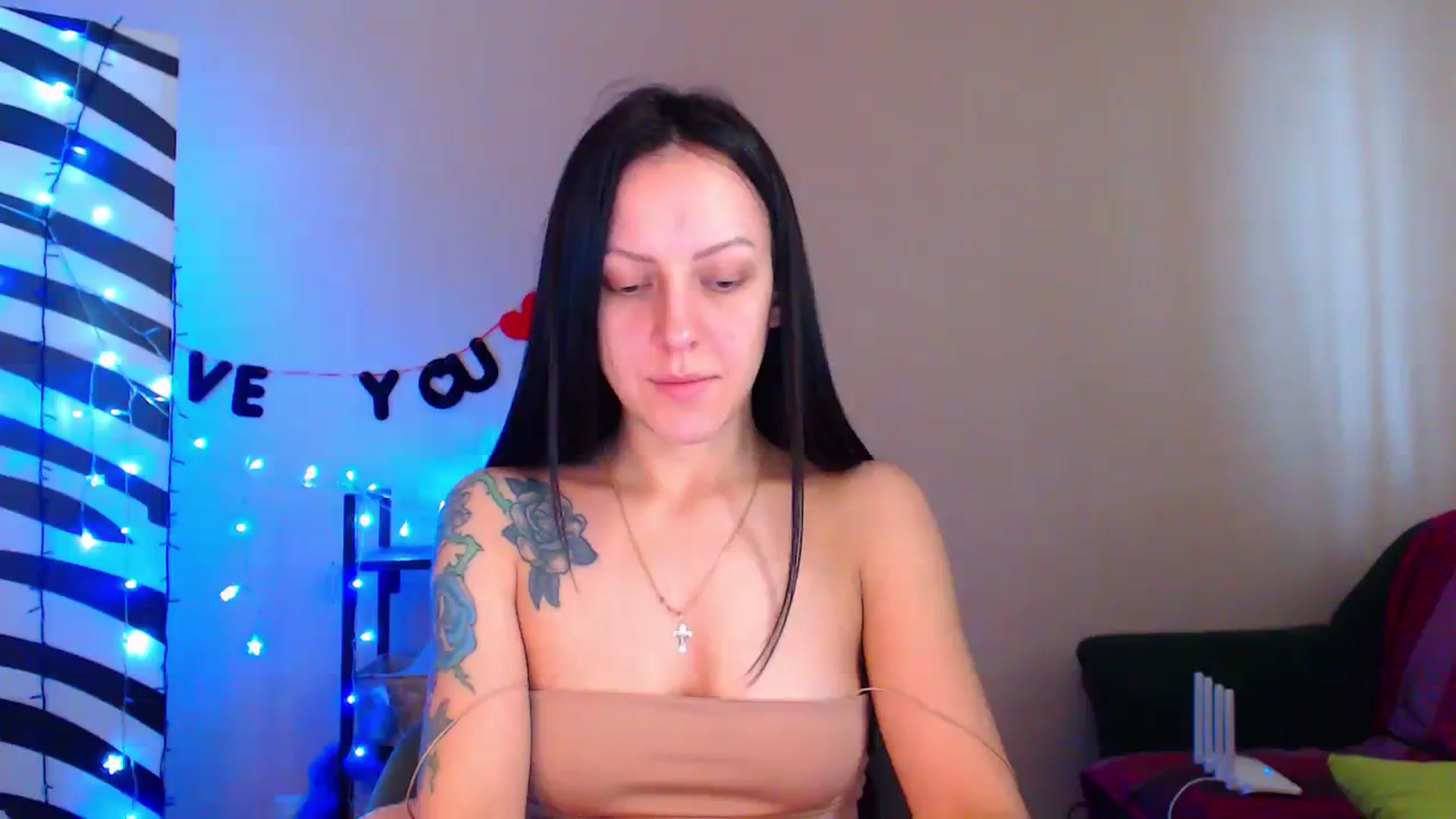 Gallery image thumbnail from Cos_Sexy's myfreecams stream on, 02/16/2024, 11:45 image 8 of 20
