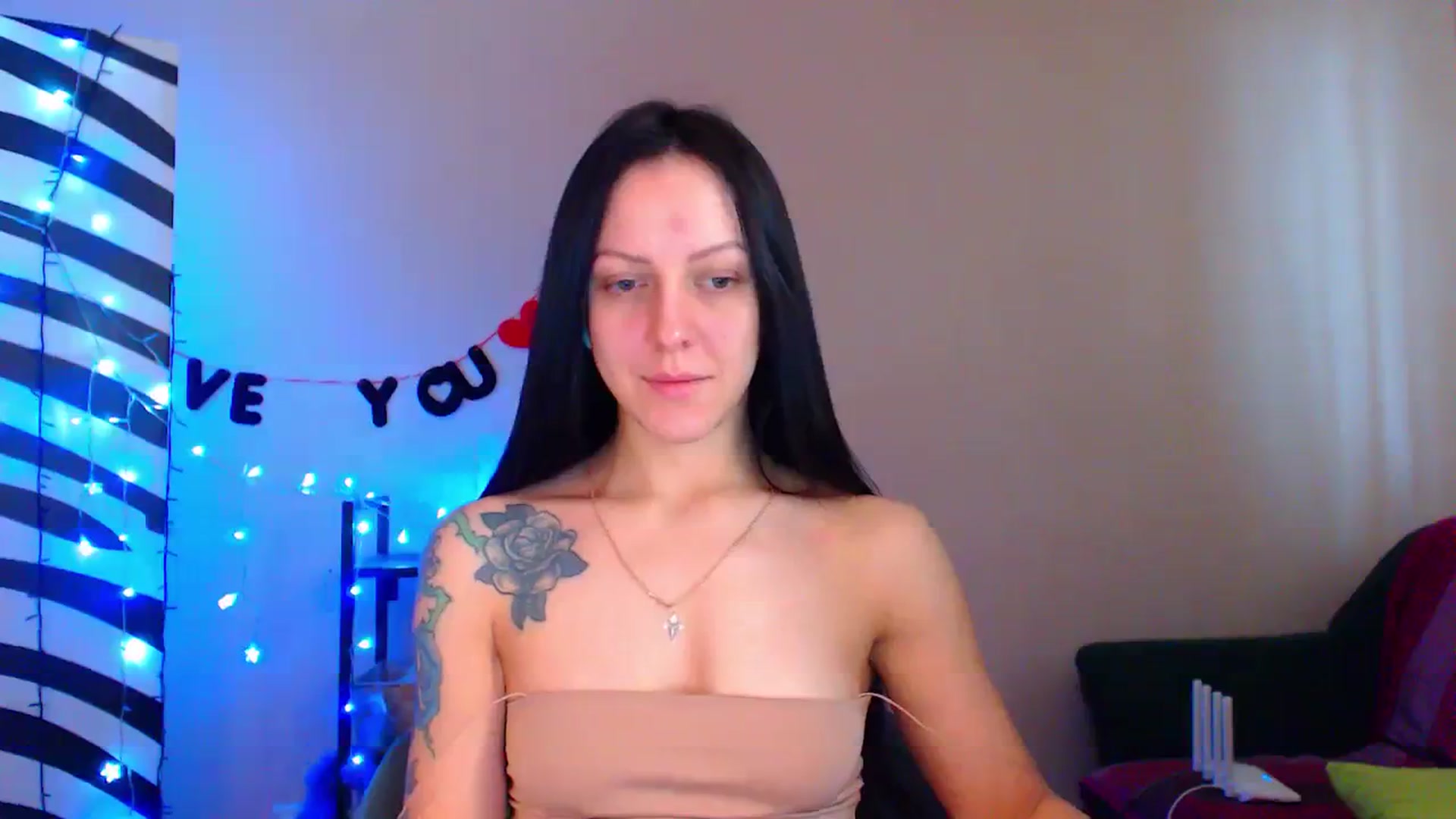 Gallery image thumbnail from Cos_Sexy's myfreecams stream on, 02/16/2024, 11:45 image 13 of 20