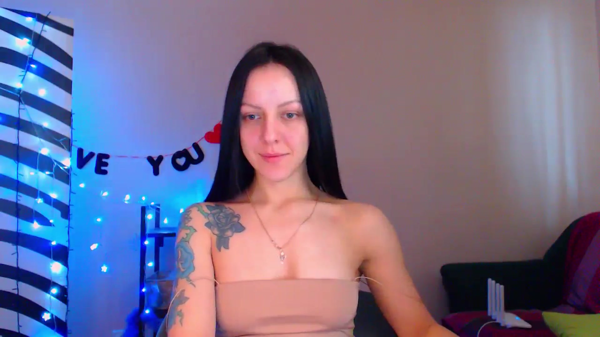 Gallery image thumbnail from Cos_Sexy's myfreecams stream on, 02/16/2024, 11:45 image 15 of 20