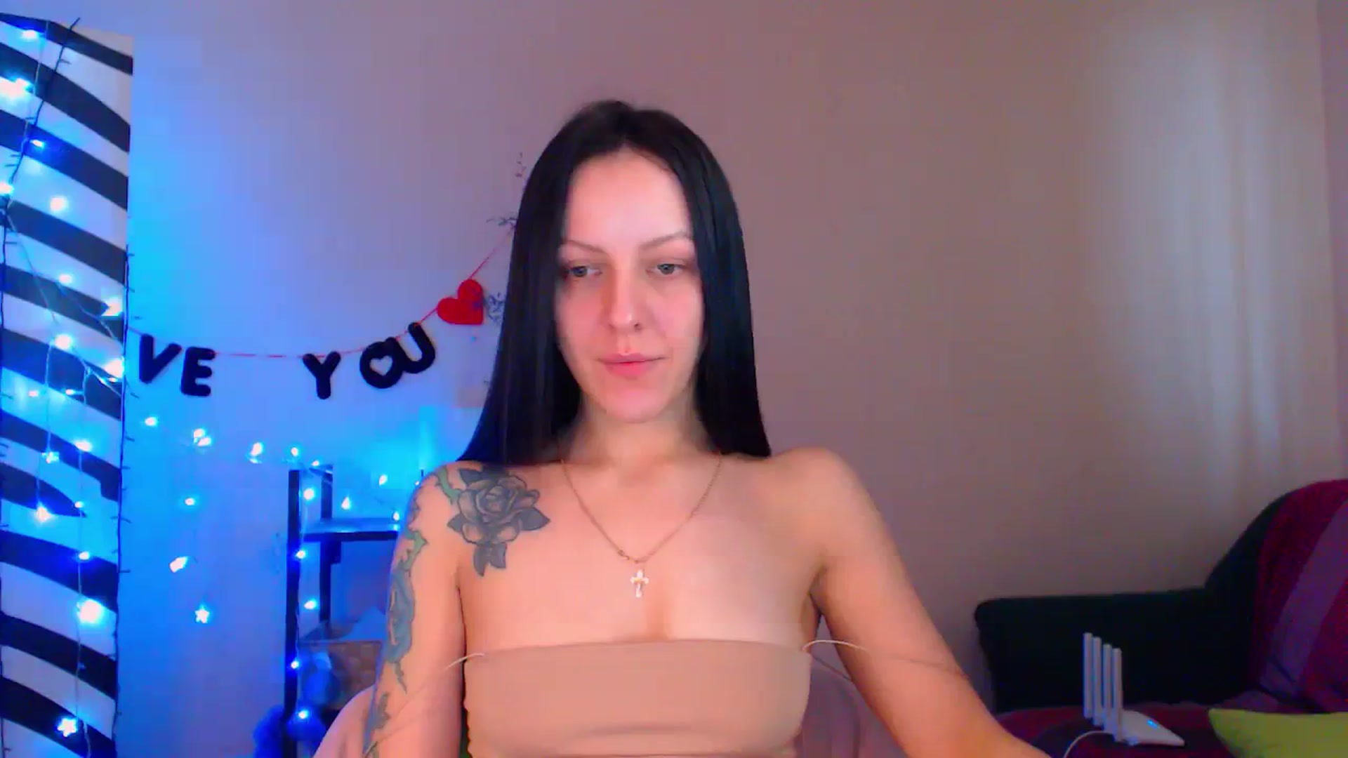 Gallery image thumbnail from Cos_Sexy's myfreecams stream on, 02/16/2024, 12:46 image 13 of 20