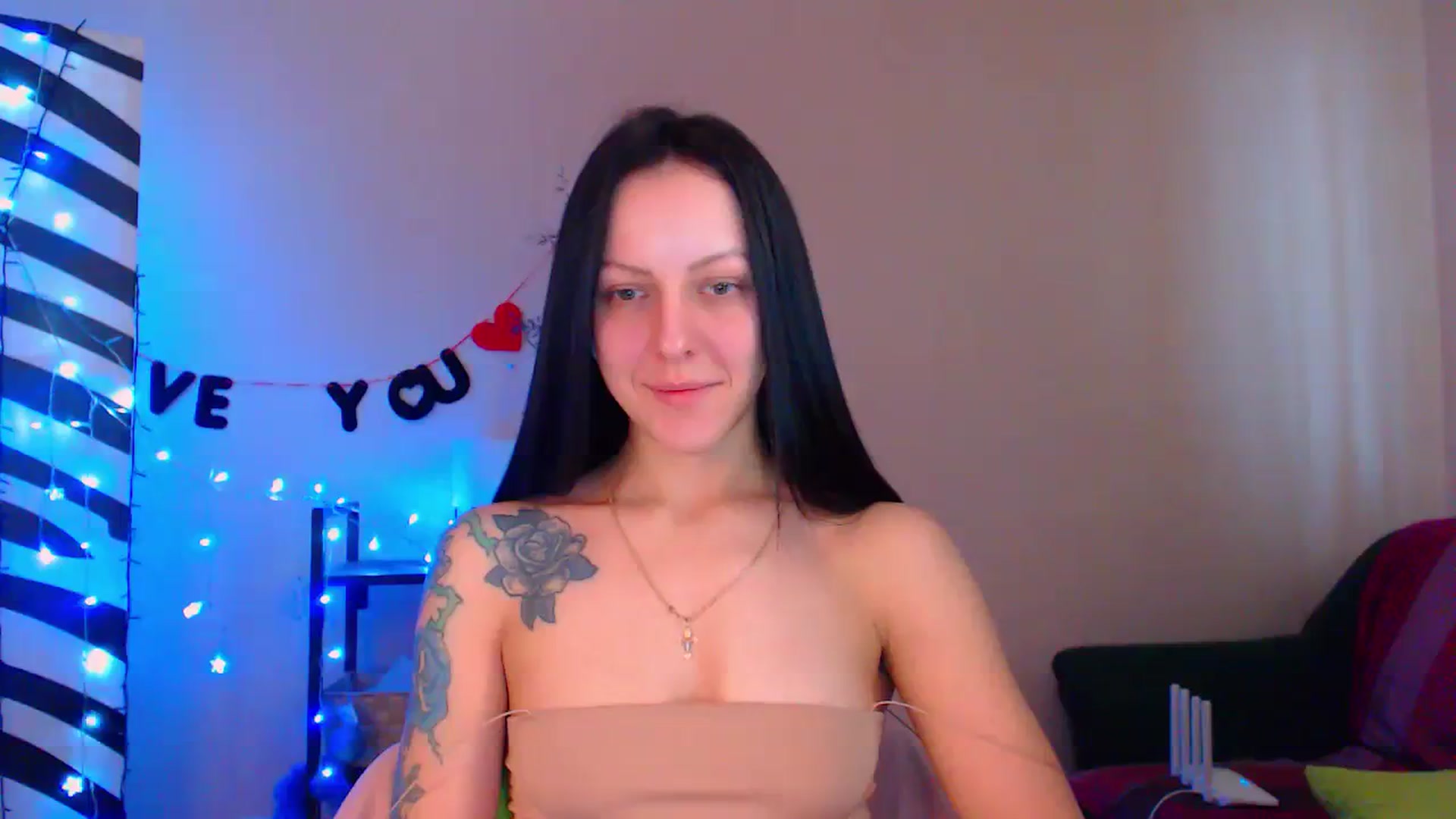 Gallery image thumbnail from Cos_Sexy's myfreecams stream on, 02/16/2024, 12:46 image 8 of 20