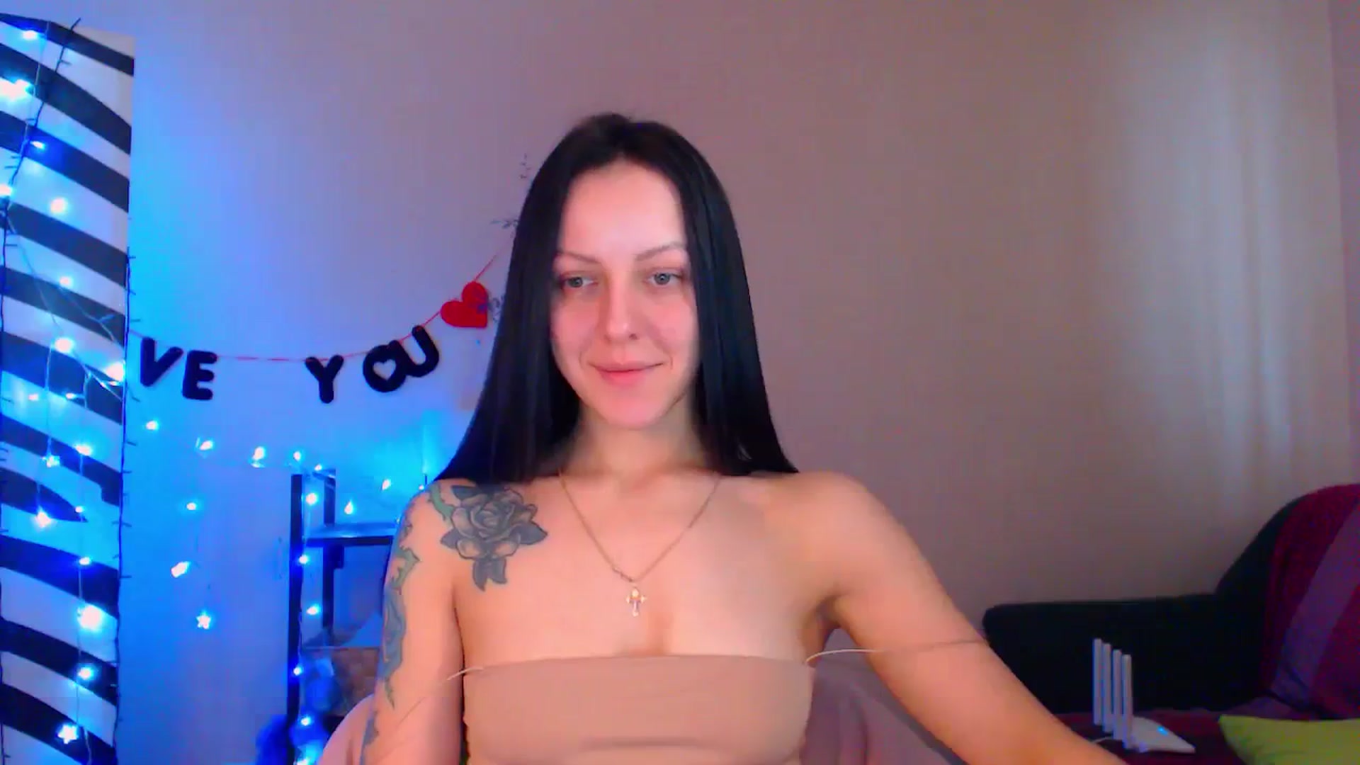 Gallery image thumbnail from Cos_Sexy's myfreecams stream on, 02/16/2024, 12:46 image 15 of 20