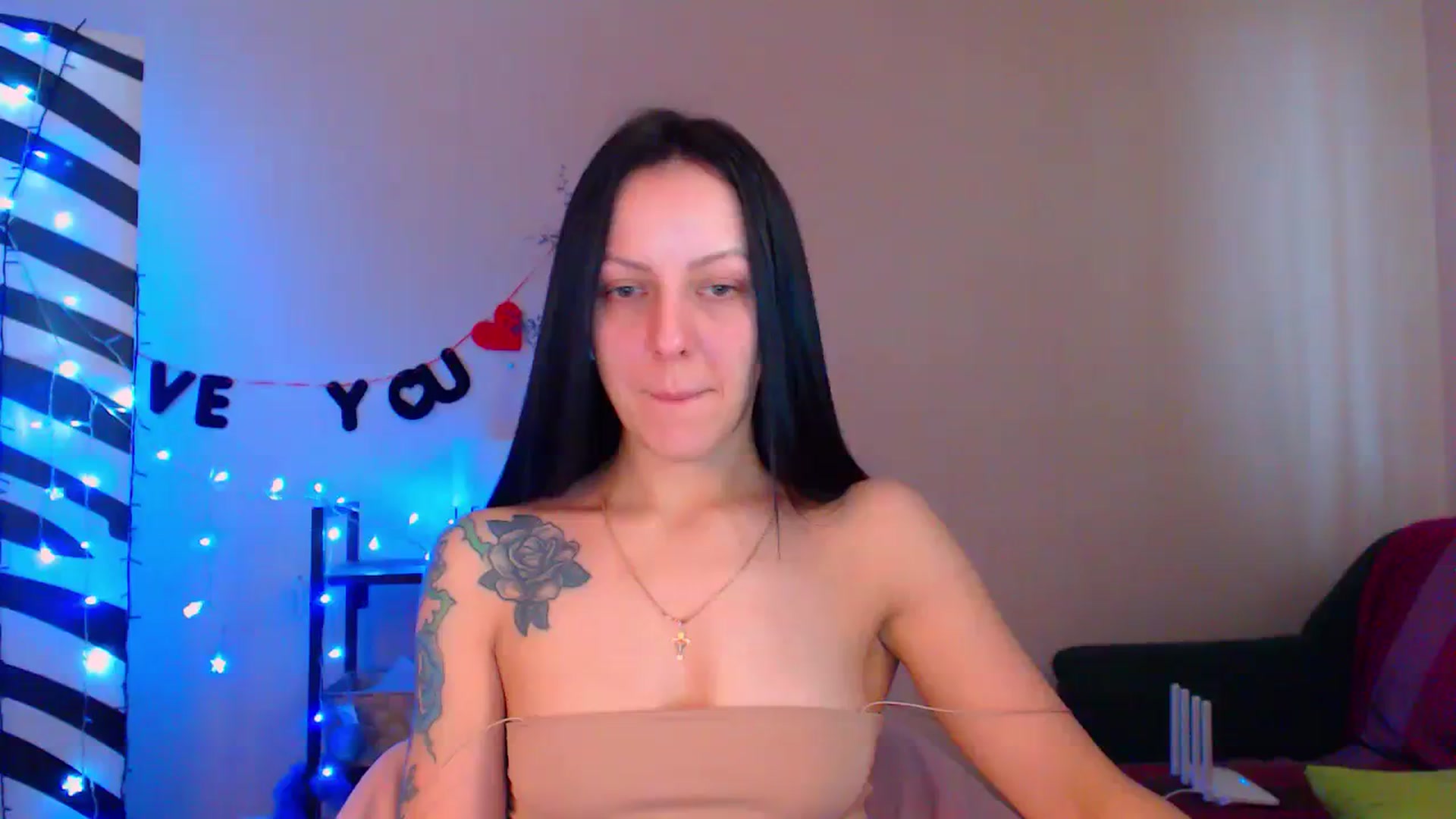 Gallery image thumbnail from Cos_Sexy's myfreecams stream on, 02/16/2024, 12:46 image 9 of 20
