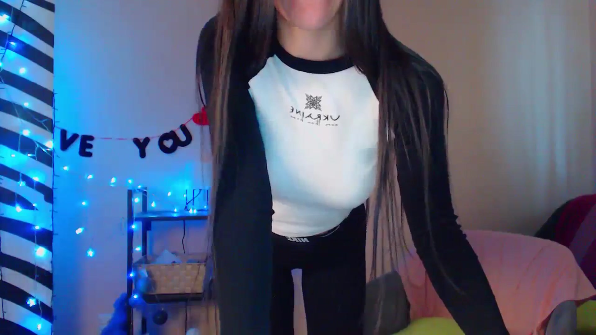 Gallery image thumbnail from Cos_Sexy's myfreecams stream on, 02/18/2024, 12:42 image 3 of 20