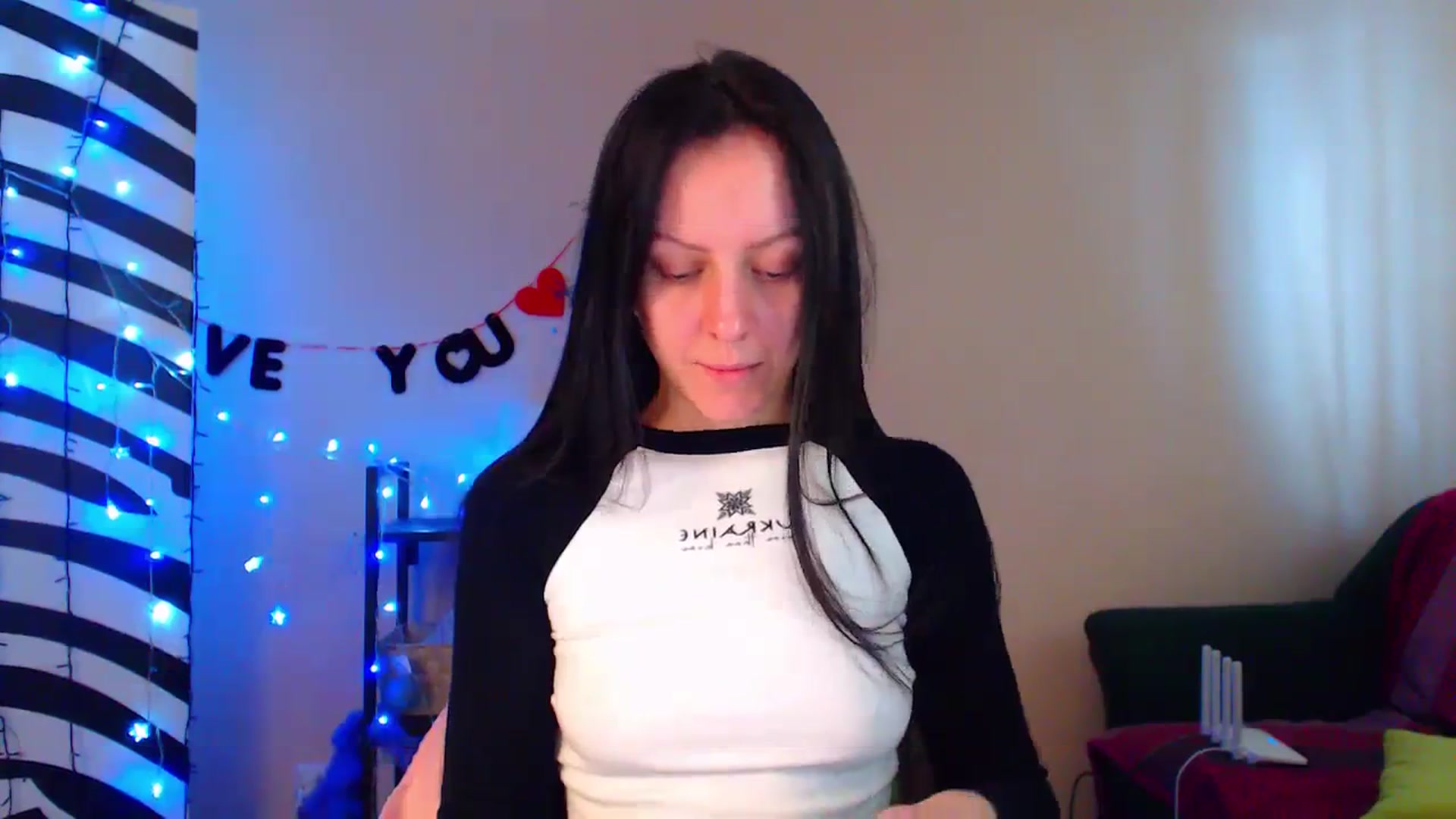 Gallery image thumbnail from Cos_Sexy's myfreecams stream on, 02/19/2024, 13:00 image 9 of 20