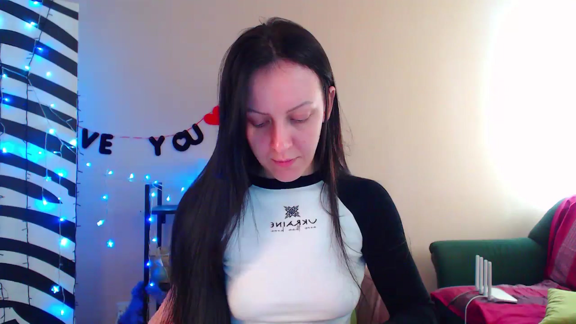 Gallery image thumbnail from Cos_Sexy's myfreecams stream on, 02/19/2024, 13:00 image 18 of 20