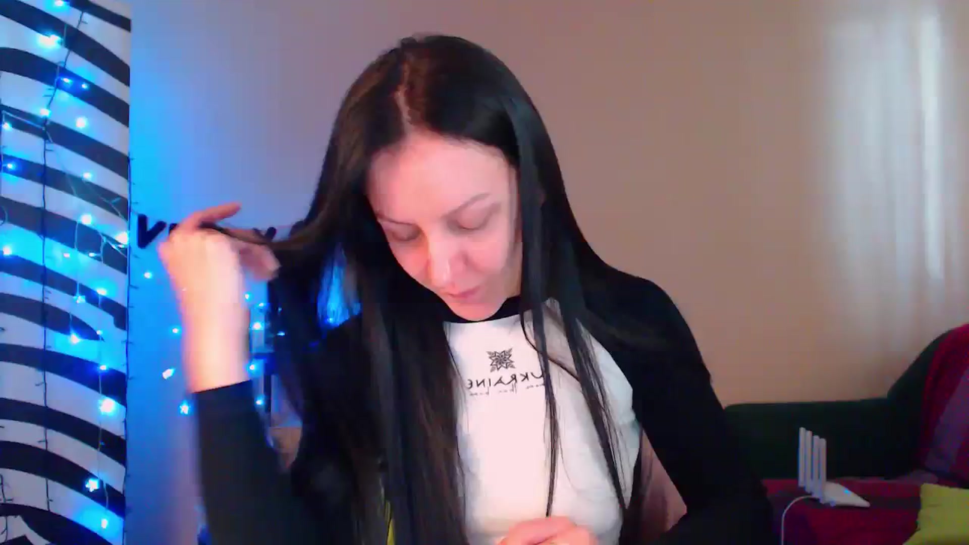 Gallery image thumbnail from Cos_Sexy's myfreecams stream on, 02/19/2024, 13:52 image 12 of 20