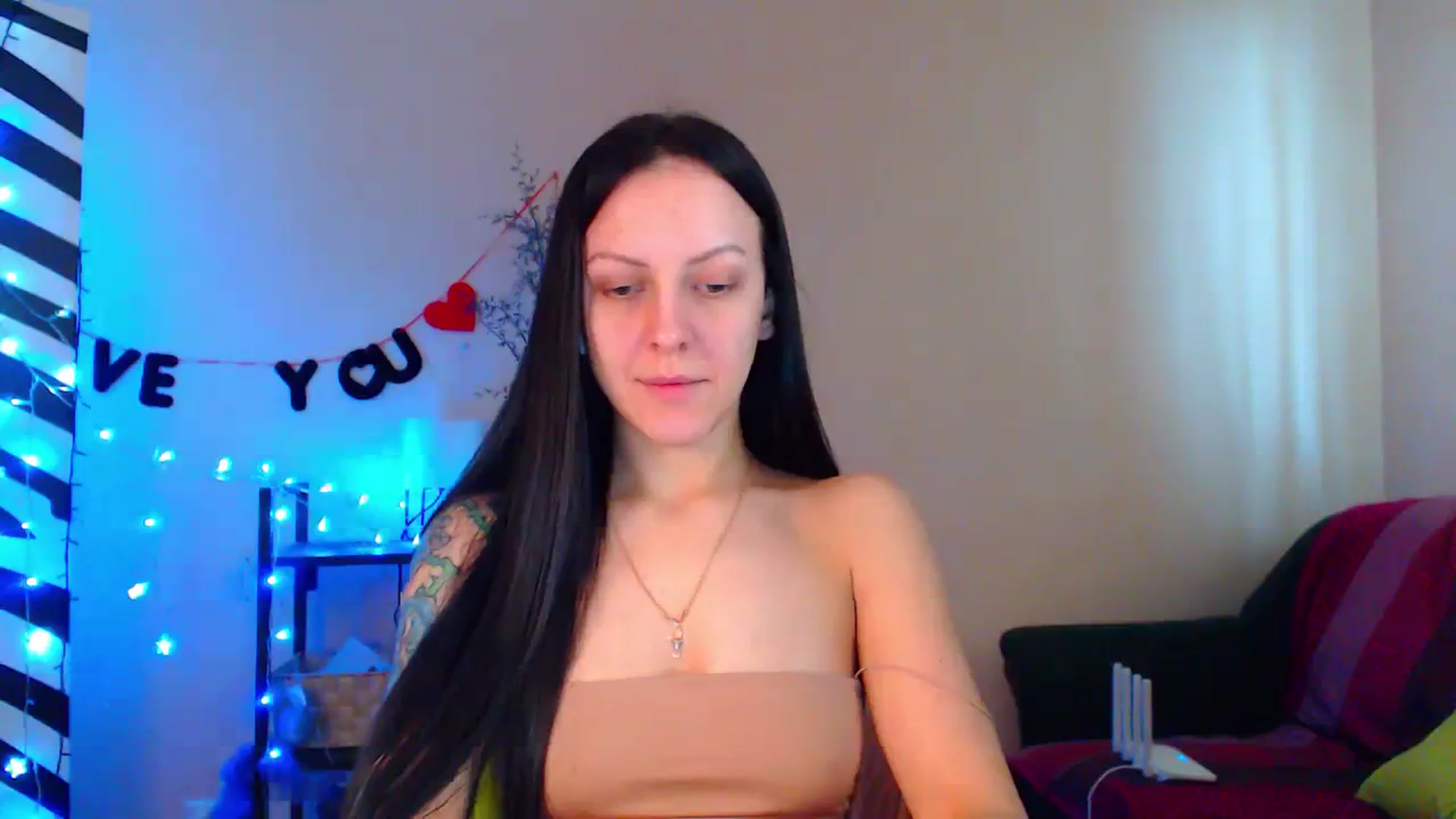 Gallery image thumbnail from Cos_Sexy's myfreecams stream on, 02/20/2024, 12:54 image 20 of 20