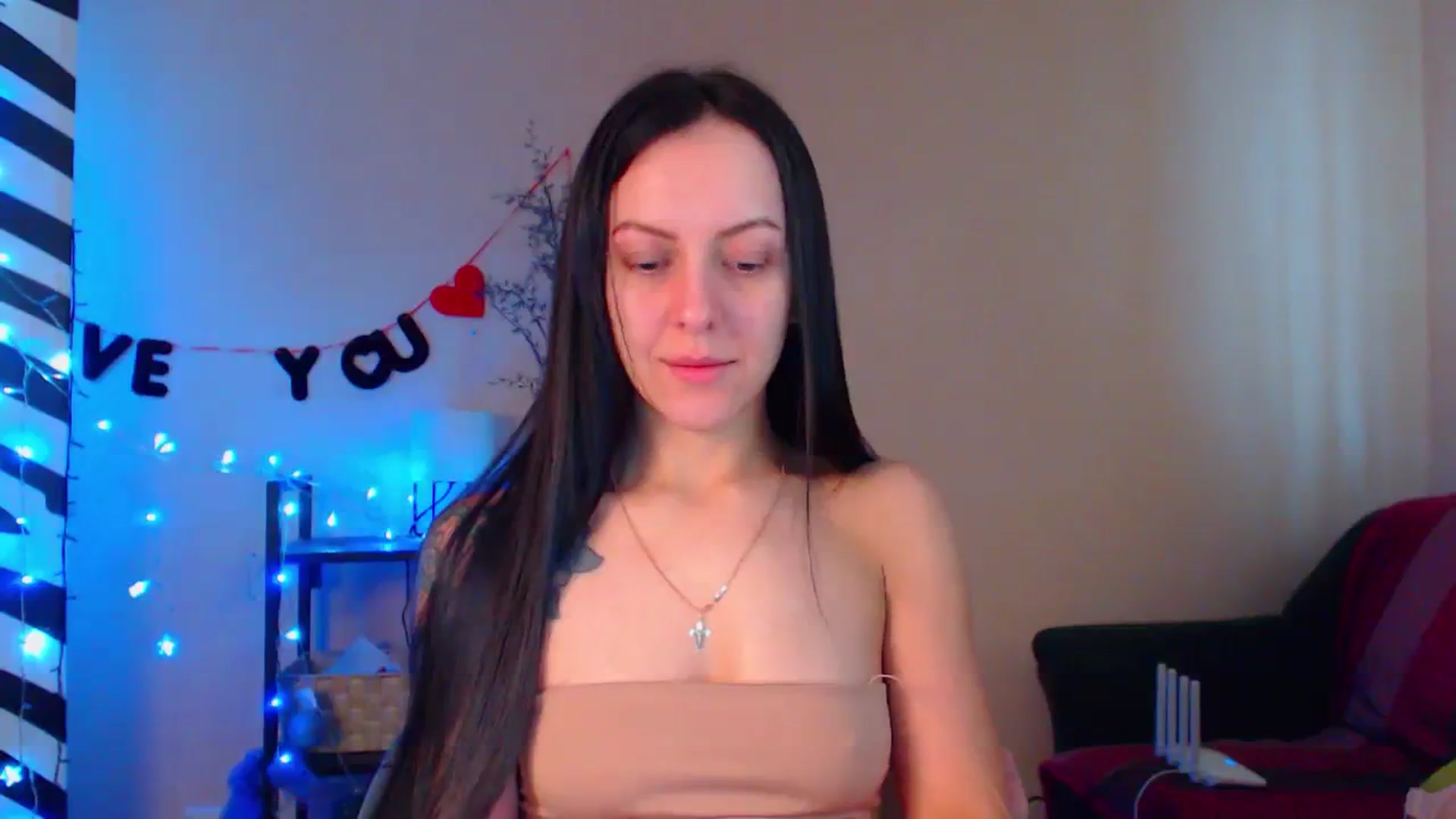 Gallery image thumbnail from Cos_Sexy's myfreecams stream on, 02/21/2024, 12:01 image 5 of 20