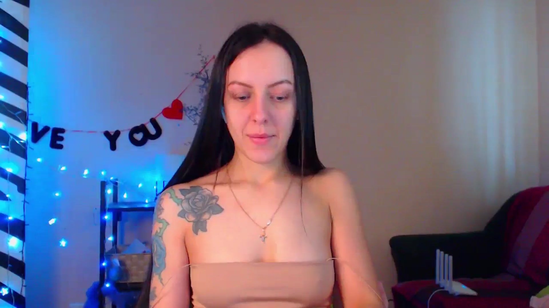 Gallery image thumbnail from Cos_Sexy's myfreecams stream on, 02/21/2024, 12:01 image 3 of 20