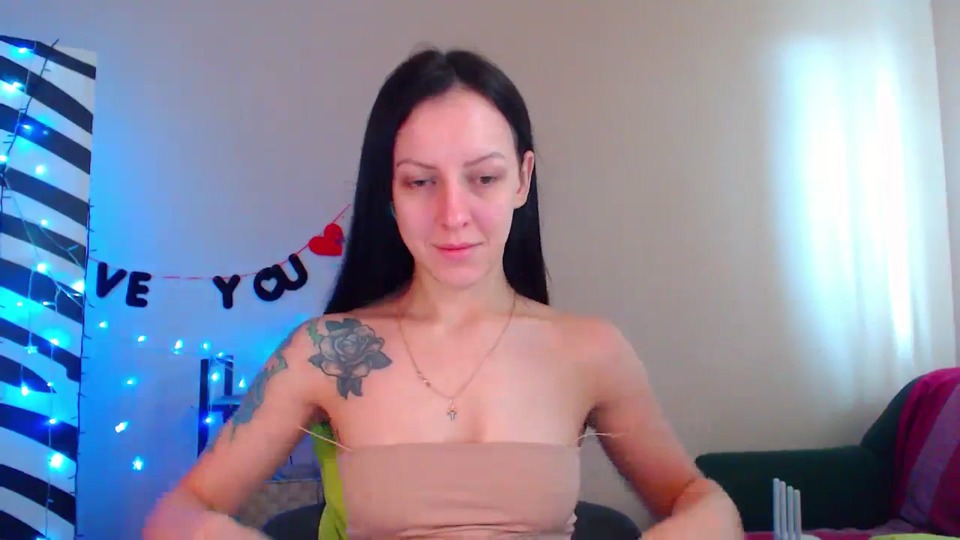 Gallery image thumbnail from Cos_Sexy's myfreecams stream on, 02/26/2024, 12:27 image 3 of 20