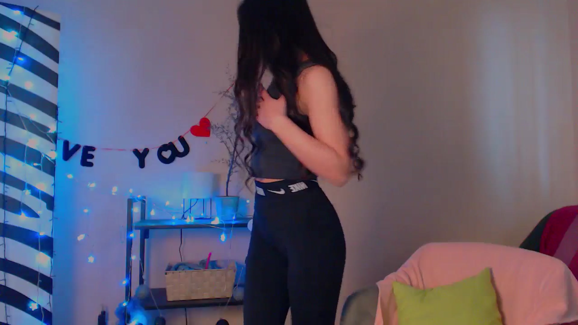 Gallery image thumbnail from Cos_Sexy's myfreecams stream on, 03/20/2024, 12:42 image 9 of 20