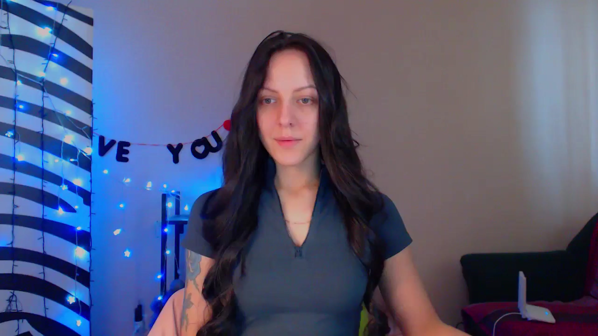 Gallery image thumbnail from Cos_Sexy's myfreecams stream on, 03/21/2024, 11:27 image 12 of 20