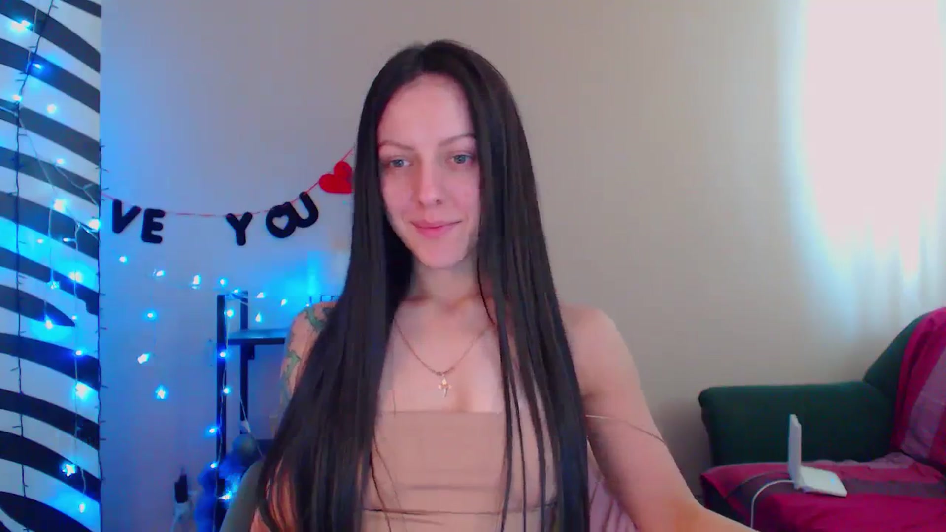 Gallery image thumbnail from Cos_Sexy's myfreecams stream on, 03/23/2024, 12:13 image 14 of 20