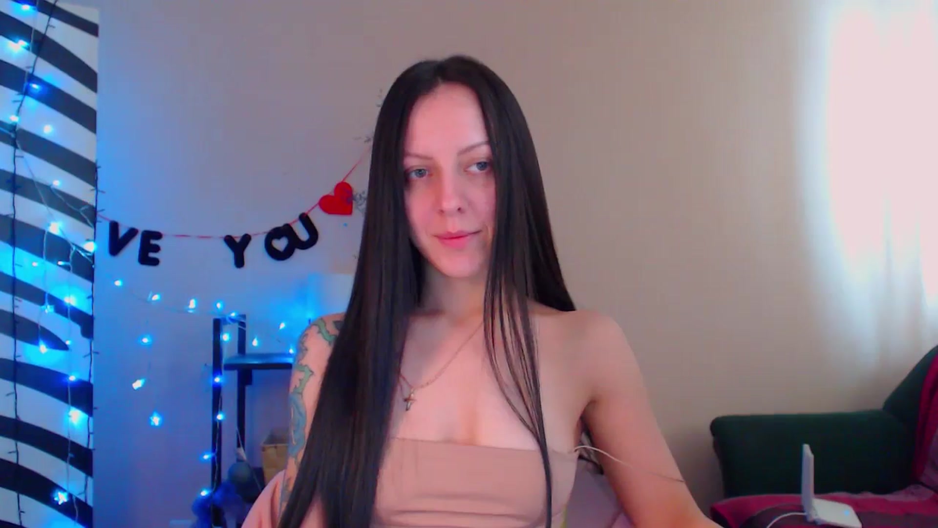 Gallery image thumbnail from Cos_Sexy's myfreecams stream on, 03/28/2024, 12:59 image 4 of 20