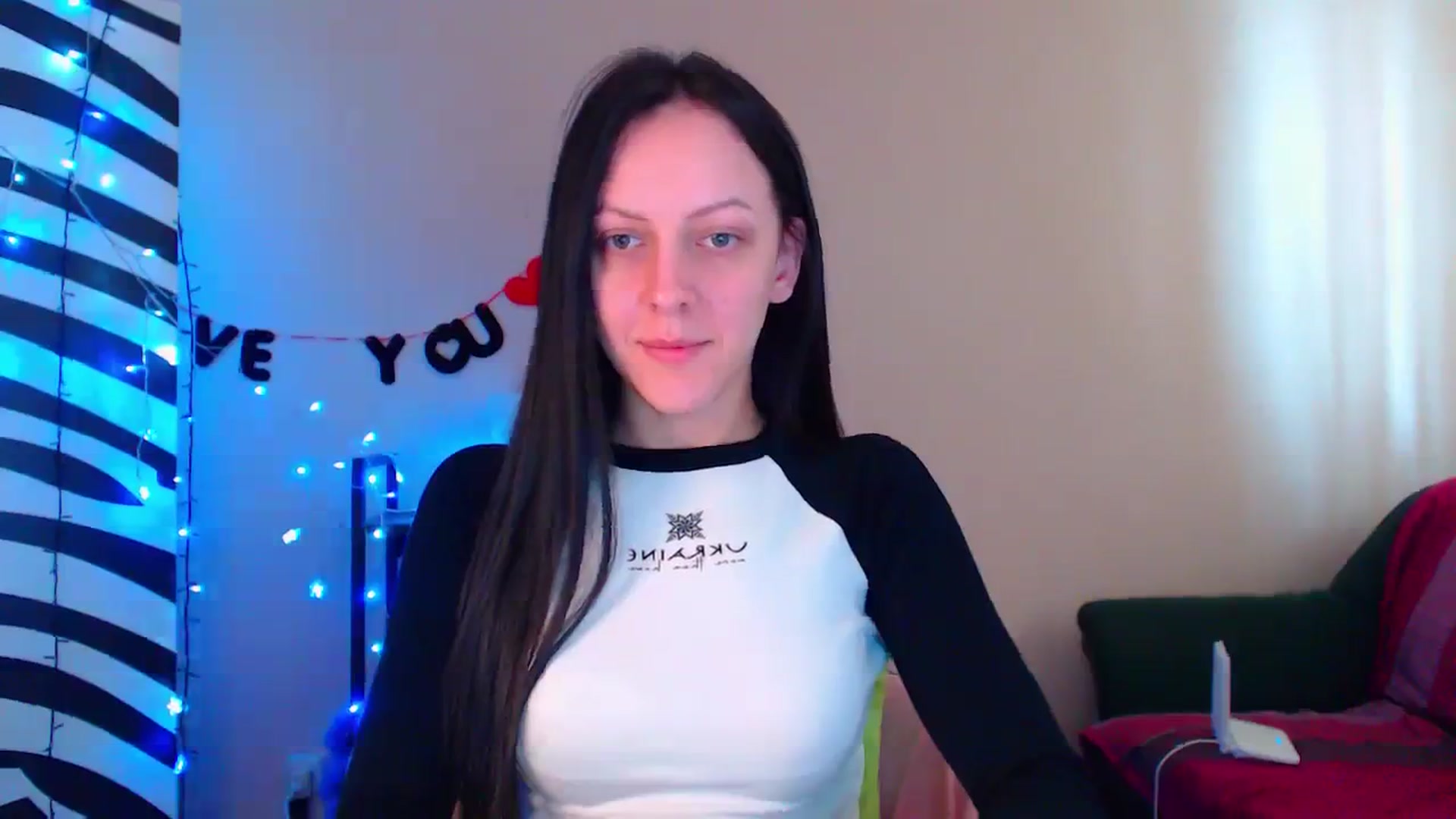 Gallery image thumbnail from Cos_Sexy's myfreecams stream on, 04/02/2024, 11:38 image 2 of 20