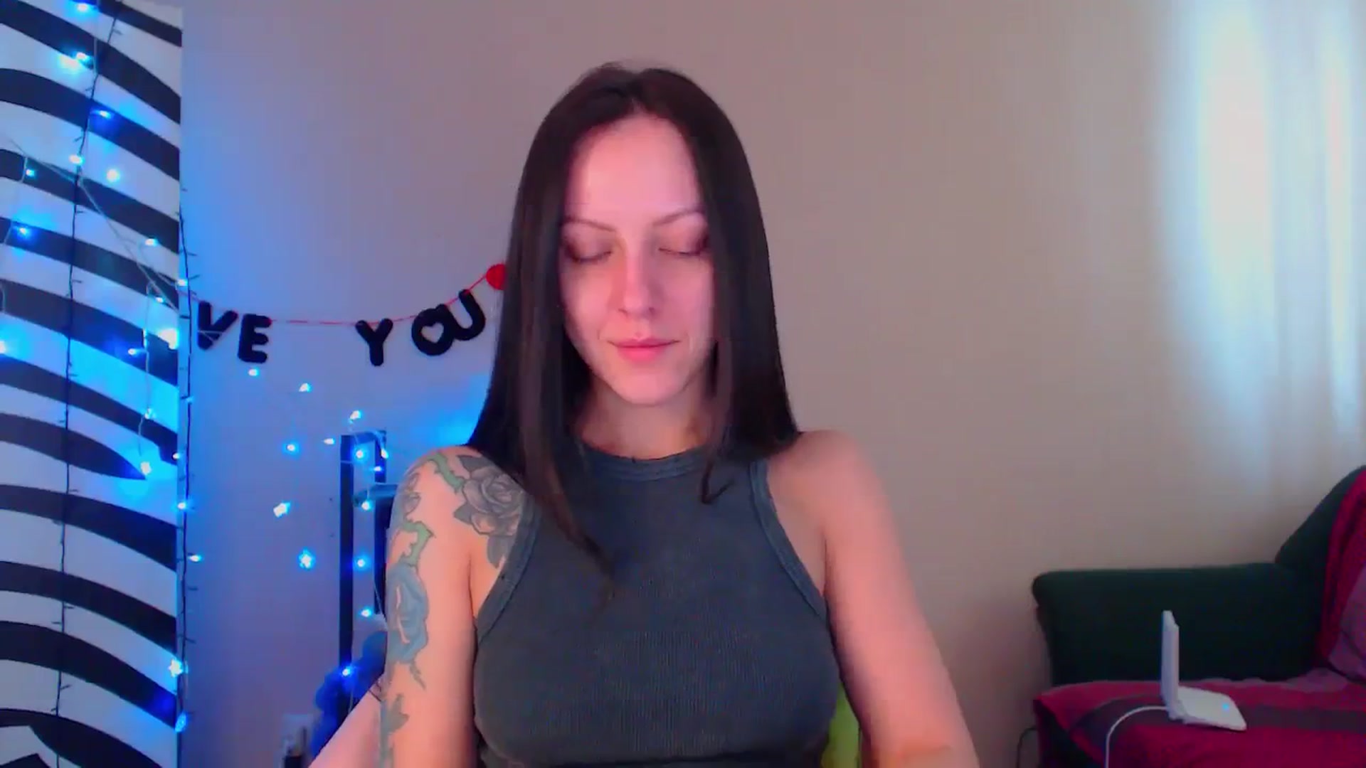 Gallery image thumbnail from Cos_Sexy's myfreecams stream on, 04/04/2024, 10:27 image 6 of 20