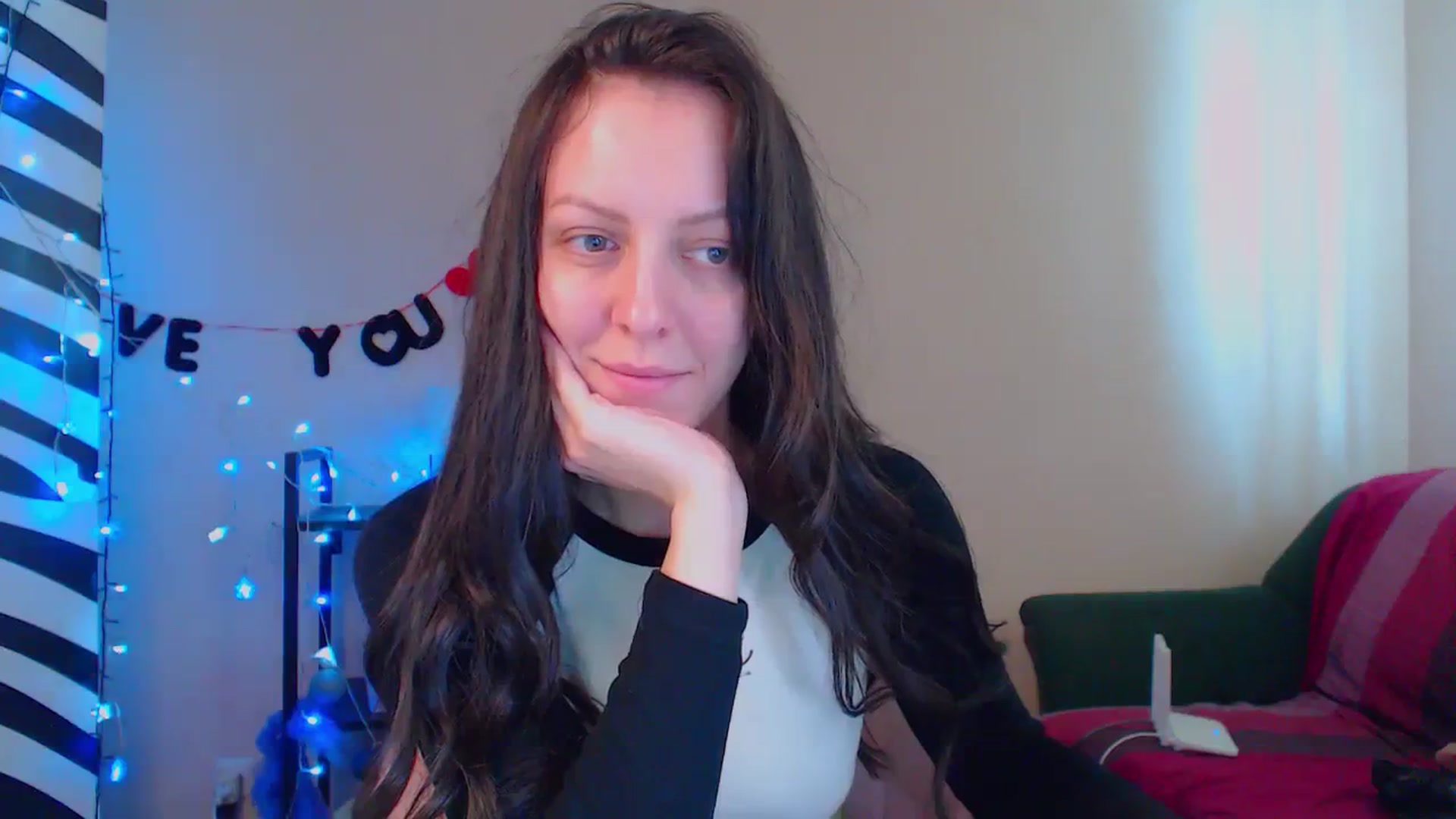 Gallery image thumbnail from Cos_Sexy's myfreecams stream on, 04/10/2024, 12:42 image 15 of 20