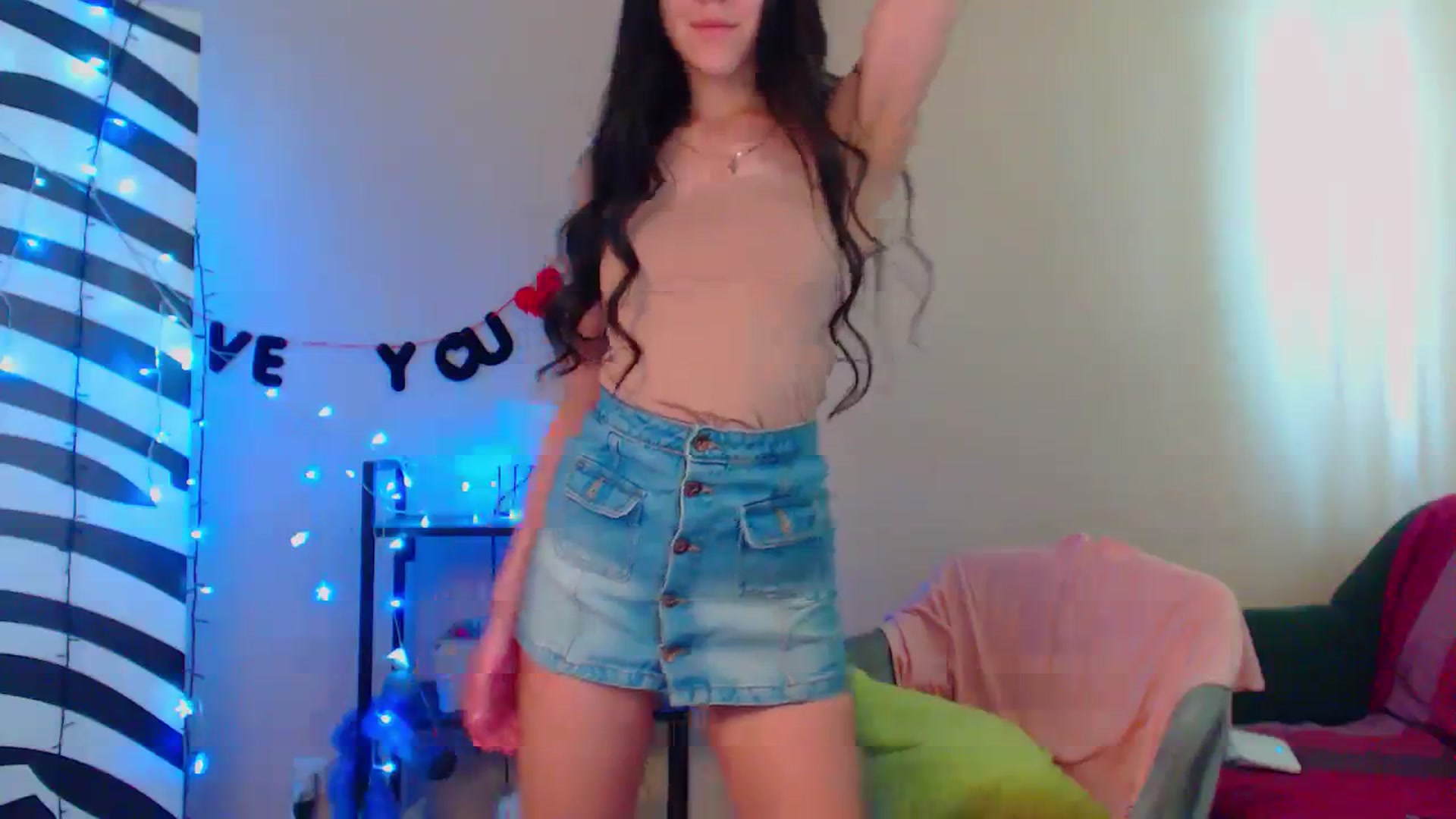 Gallery image thumbnail from Cos_Sexy's myfreecams stream on, 04/11/2024, 11:01 image 5 of 20