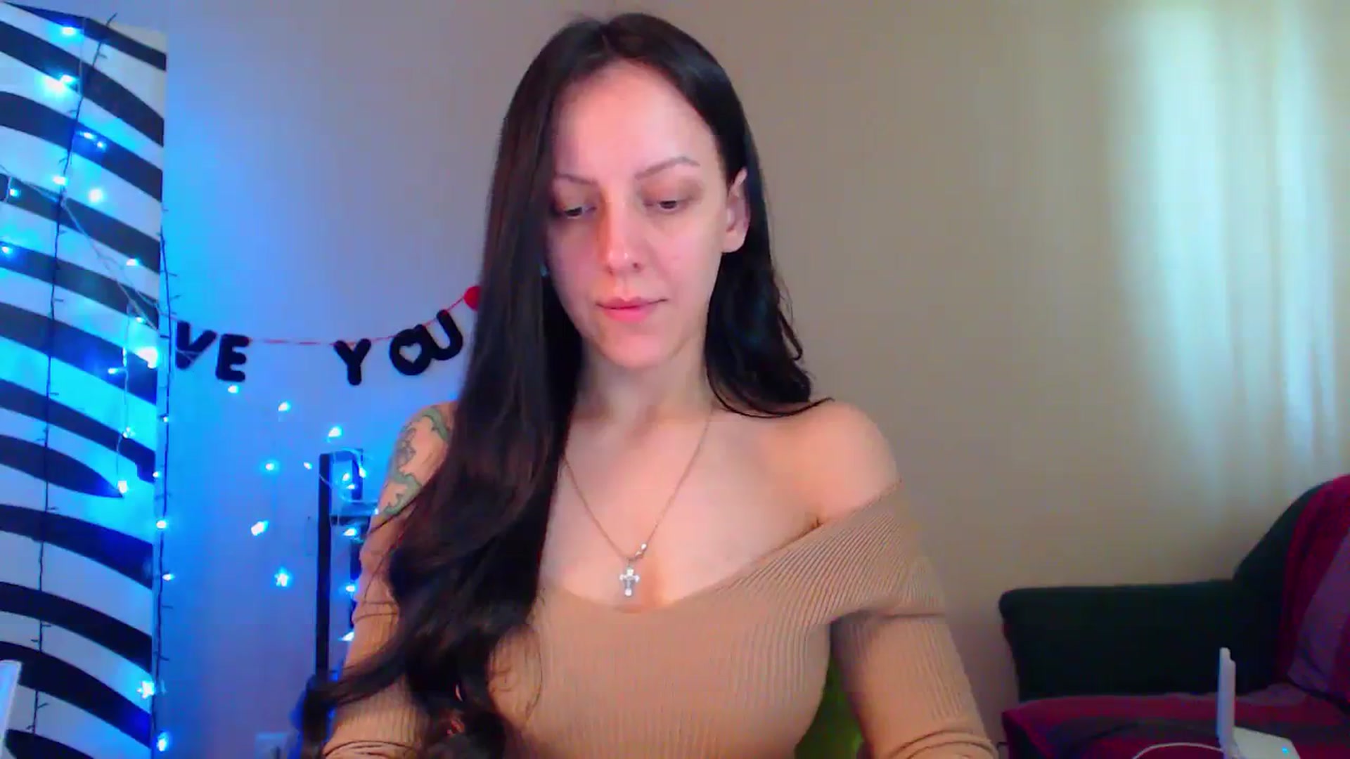 Gallery image thumbnail from Cos_Sexy's myfreecams stream on, 04/14/2024, 10:28 image 4 of 20