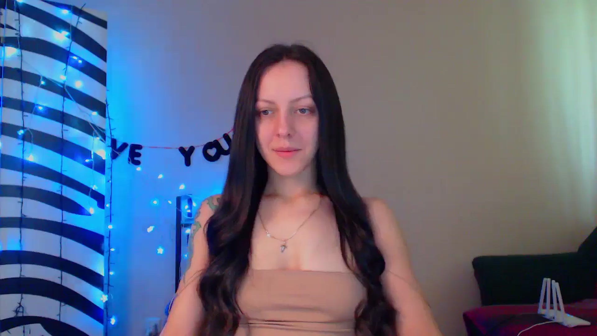 Gallery image thumbnail from Cos_Sexy's myfreecams stream on, 04/26/2024, 10:52 image 6 of 20