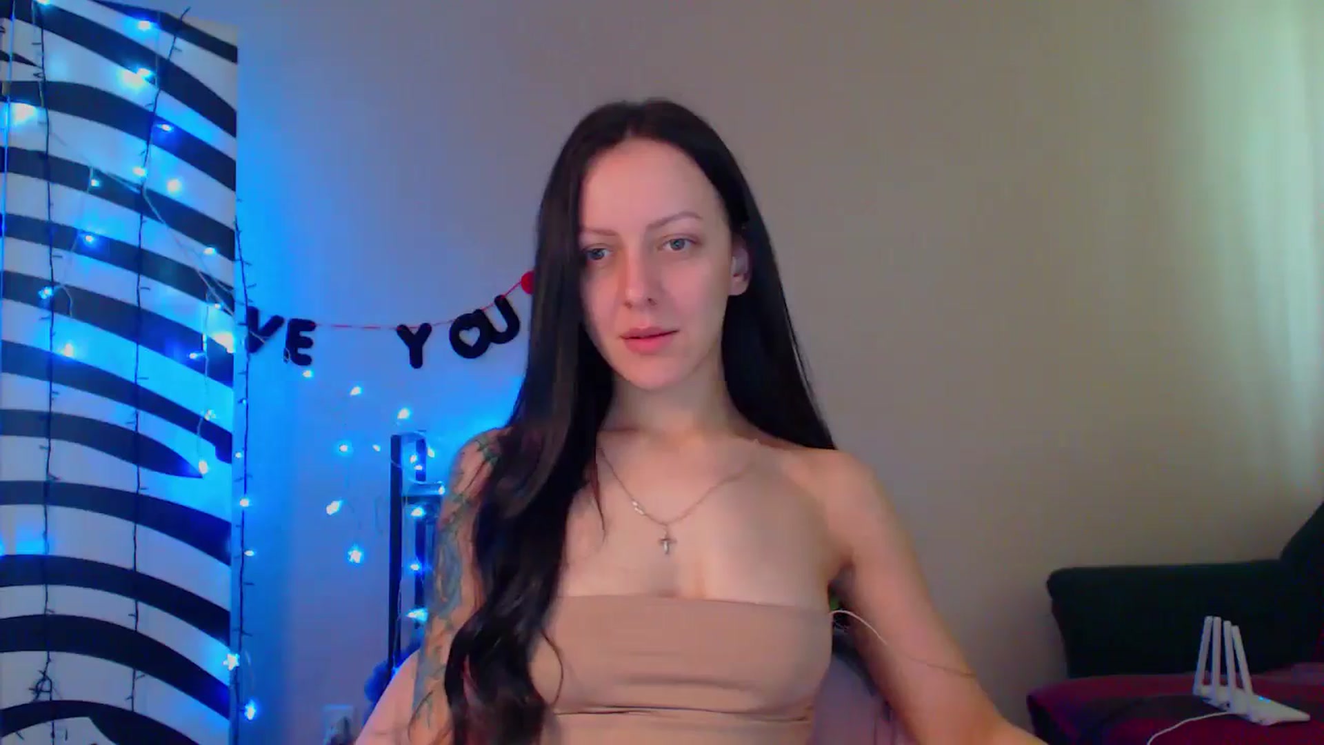 Gallery image thumbnail from Cos_Sexy's myfreecams stream on, 04/26/2024, 10:52 image 12 of 20