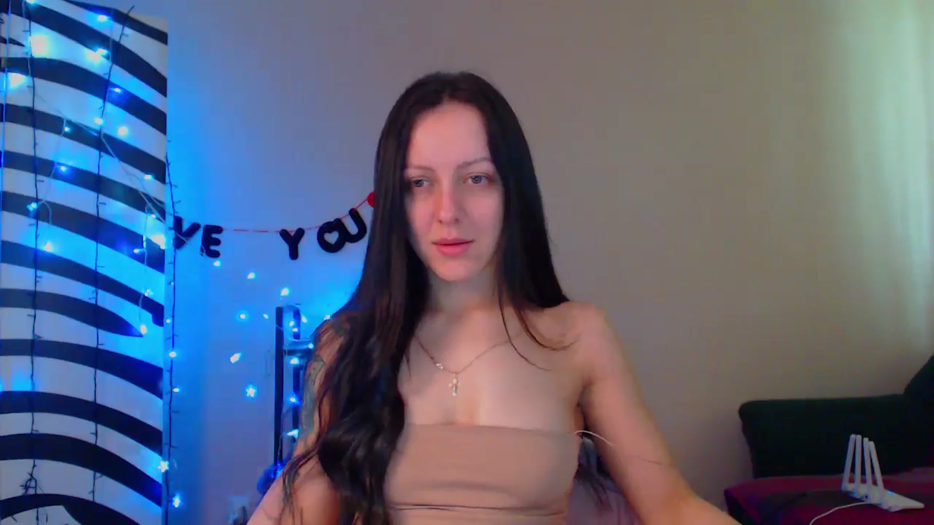 Gallery image thumbnail from Cos_Sexy's myfreecams stream on, 04/26/2024, 10:52 image 11 of 20