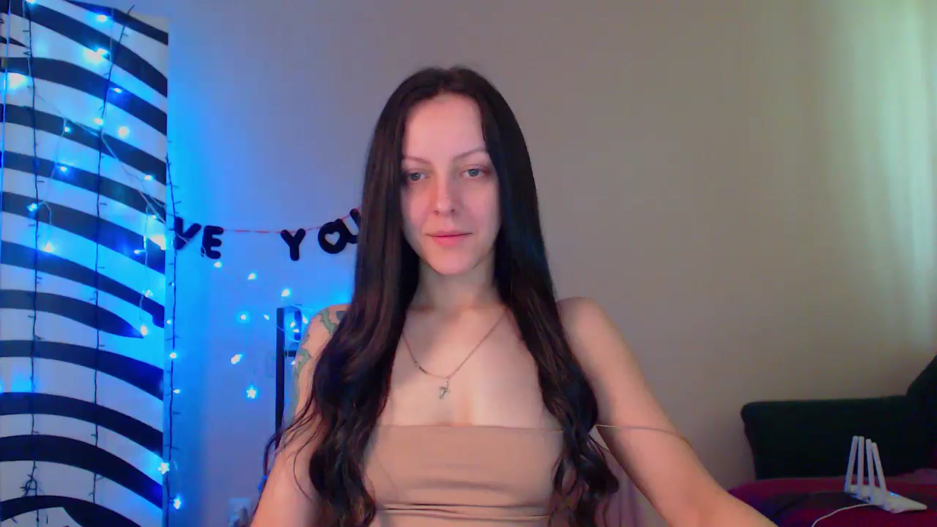 Gallery image thumbnail from Cos_Sexy's myfreecams stream on, 04/26/2024, 10:52 image 5 of 20