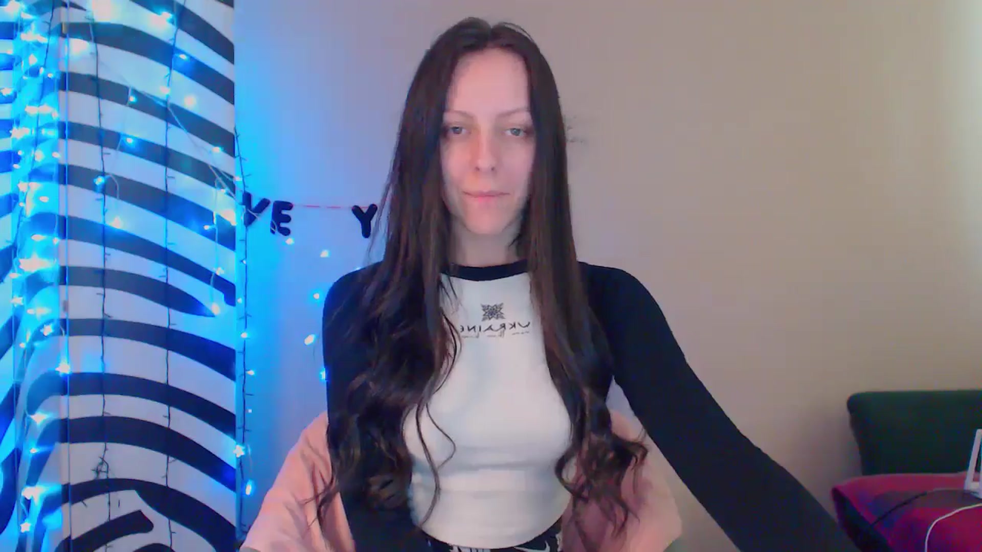 Gallery image thumbnail from Cos_Sexy's myfreecams stream on, 04/26/2024, 12:36 image 16 of 20