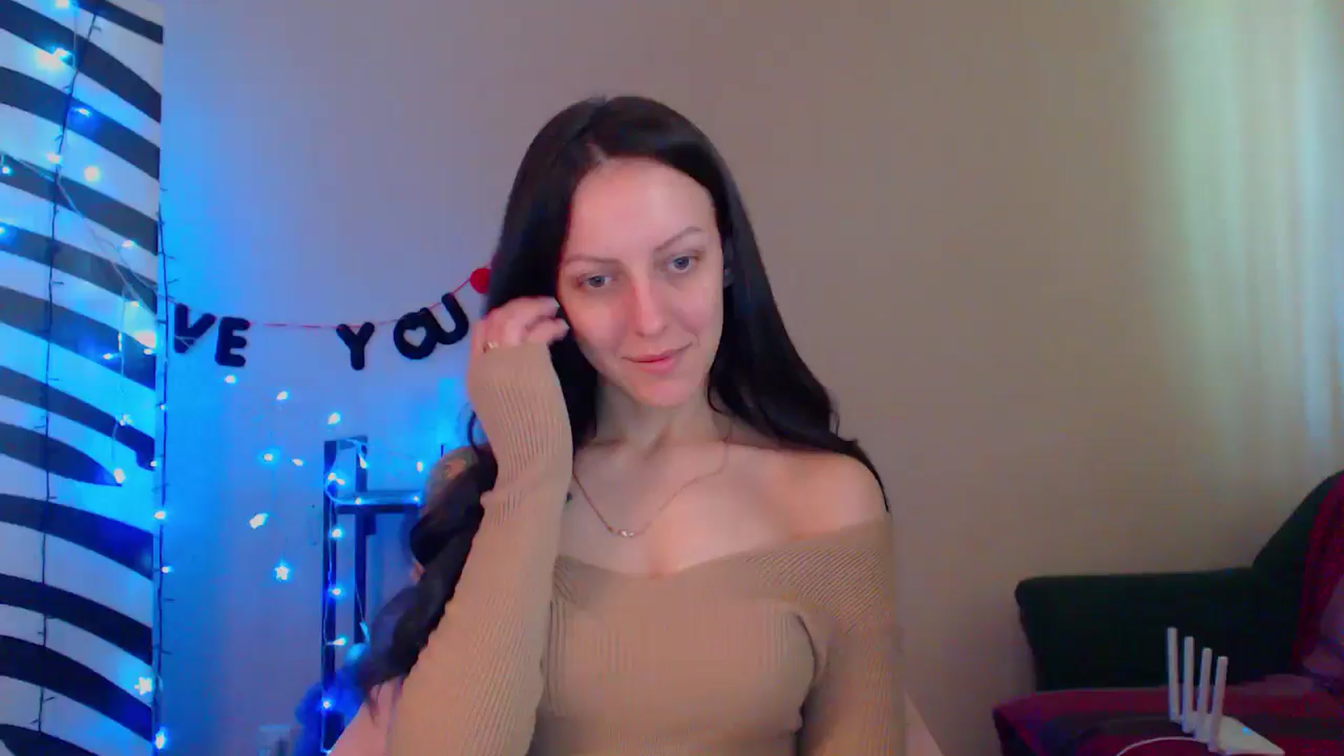 Gallery image thumbnail from Cos_Sexy's myfreecams stream on, 05/02/2024, 11:04 image 6 of 20