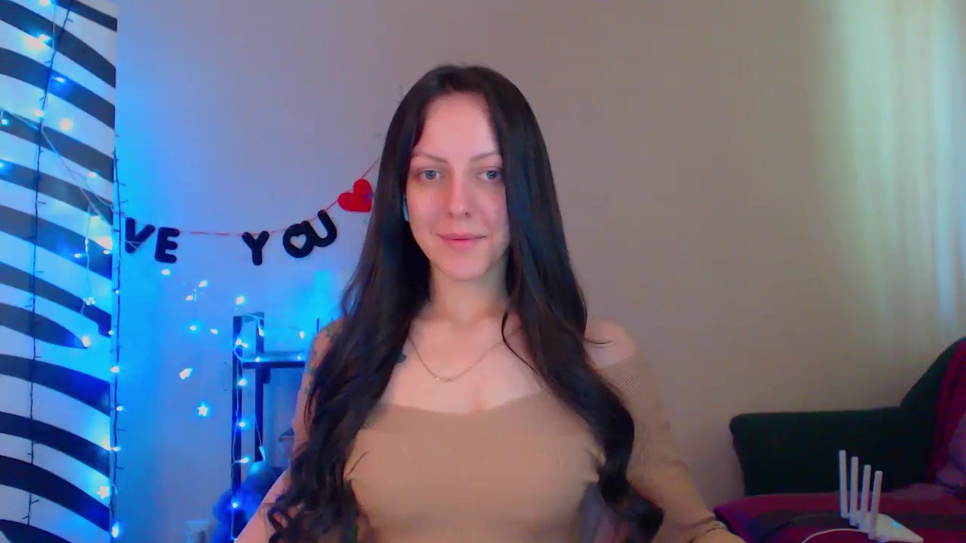 Gallery image thumbnail from Cos_Sexy's myfreecams stream on, 05/02/2024, 11:04 image 3 of 20