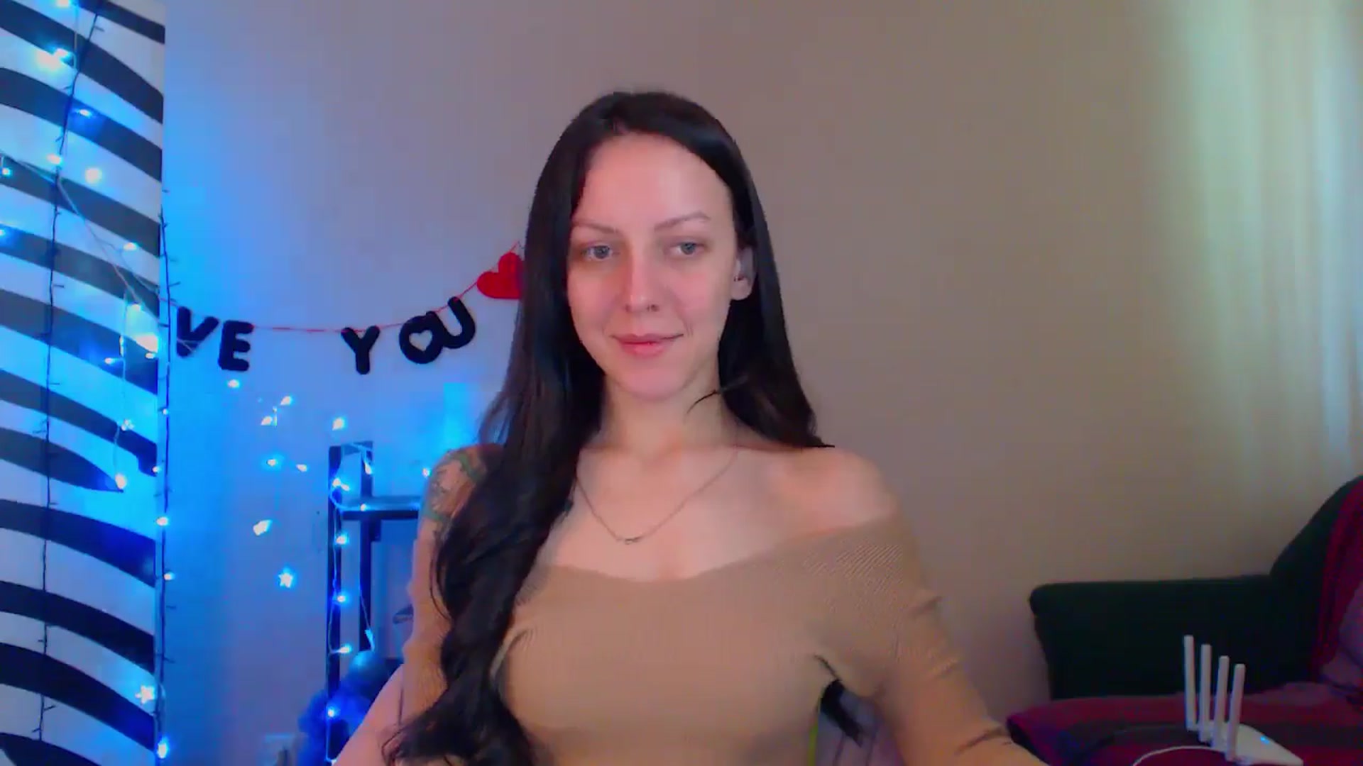Gallery image thumbnail from Cos_Sexy's myfreecams stream on, 05/02/2024, 11:04 image 5 of 20