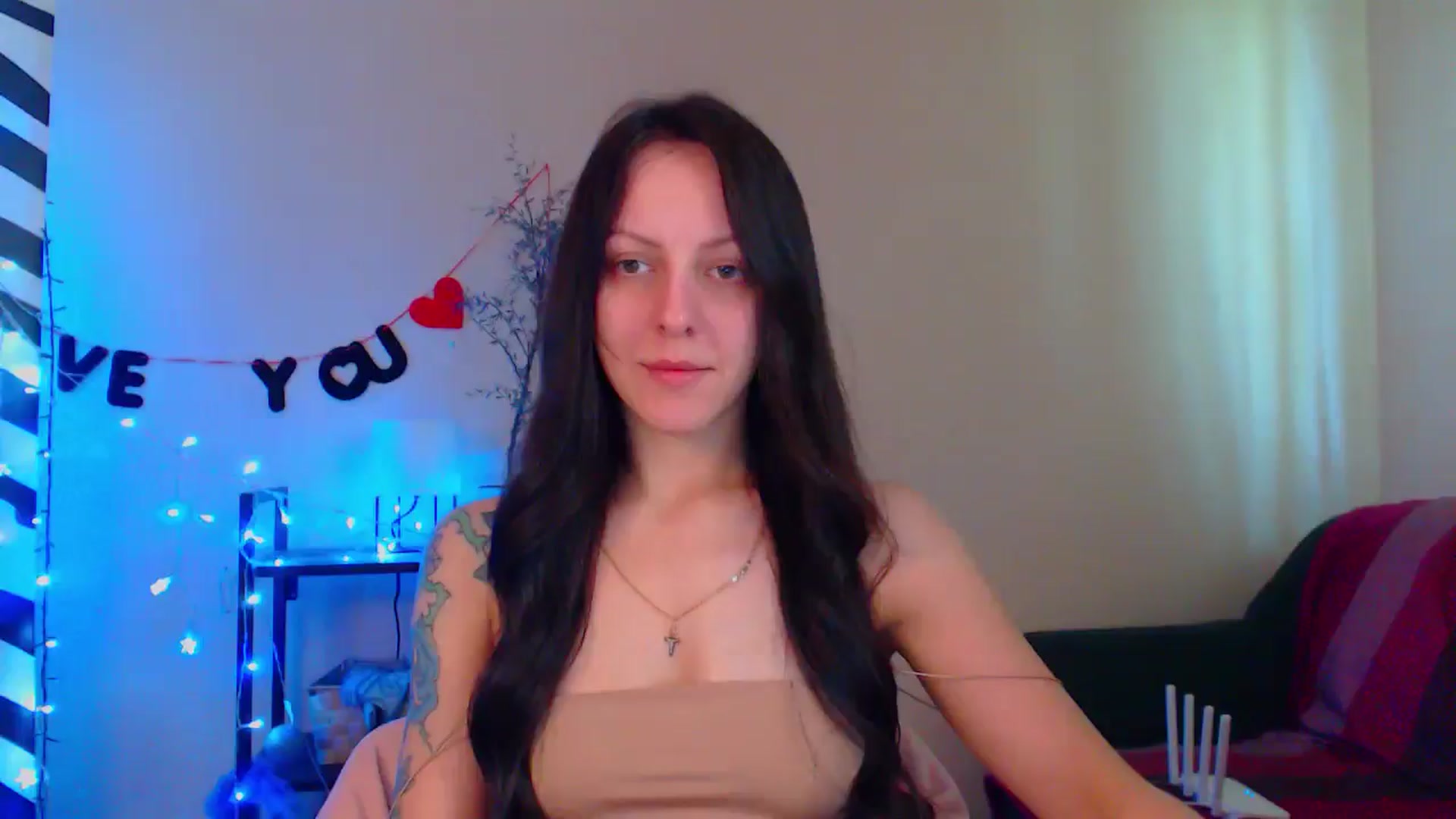 Gallery image thumbnail from Cos_Sexy's myfreecams stream on, 05/07/2024, 10:51 image 1 of 20