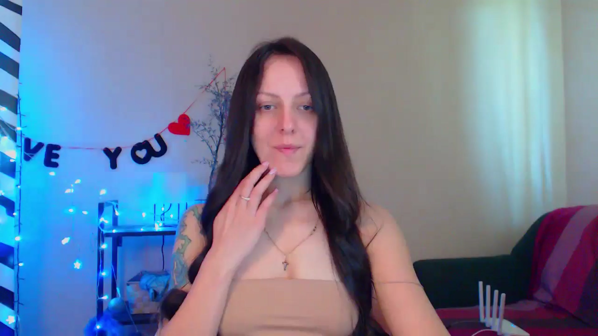 Gallery image thumbnail from Cos_Sexy's myfreecams stream on, 05/07/2024, 10:51 image 6 of 20