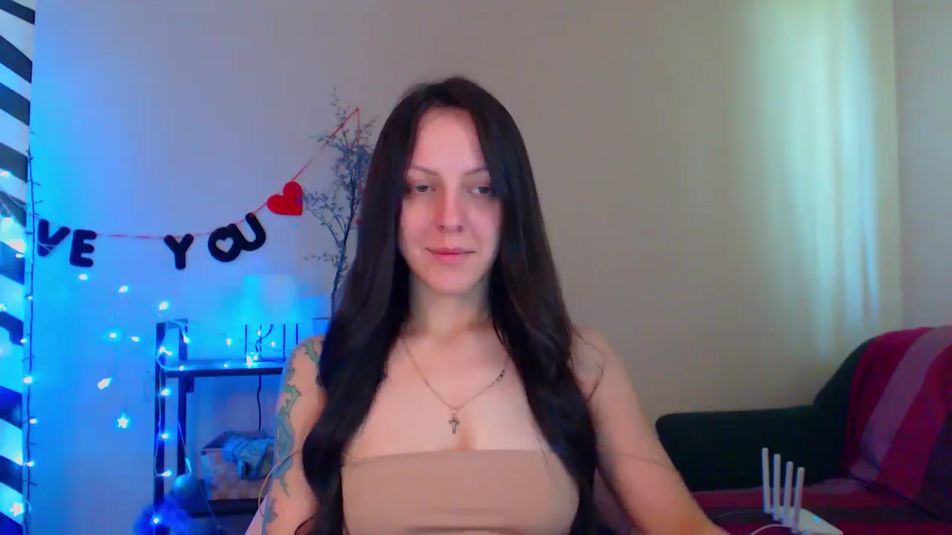 Gallery image thumbnail from Cos_Sexy's myfreecams stream on, 05/07/2024, 10:51 image 9 of 20