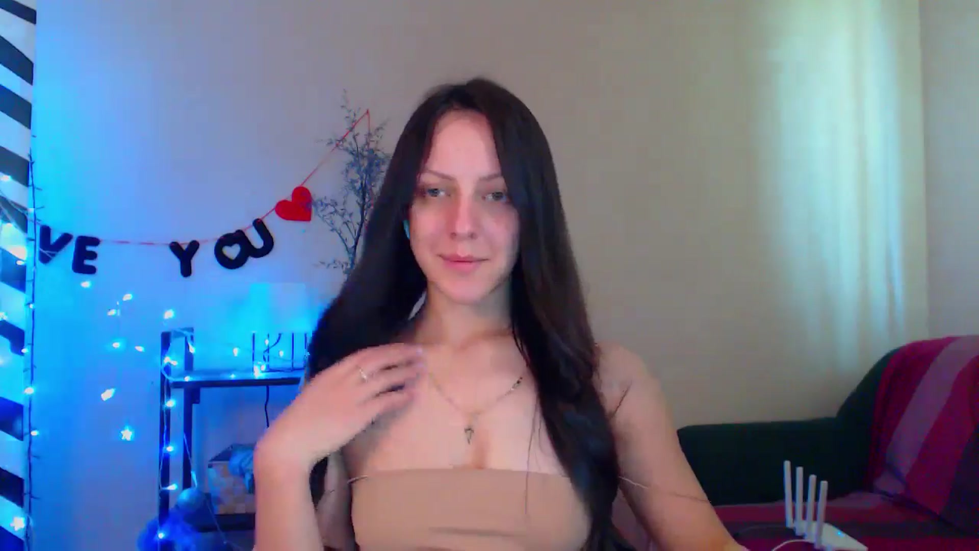 Gallery image thumbnail from Cos_Sexy's myfreecams stream on, 05/07/2024, 10:51 image 11 of 20