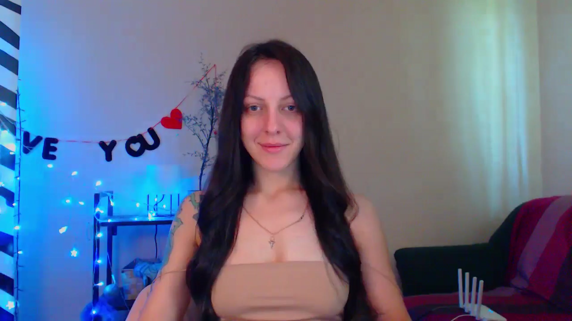 Gallery image thumbnail from Cos_Sexy's myfreecams stream on, 05/07/2024, 10:51 image 3 of 20
