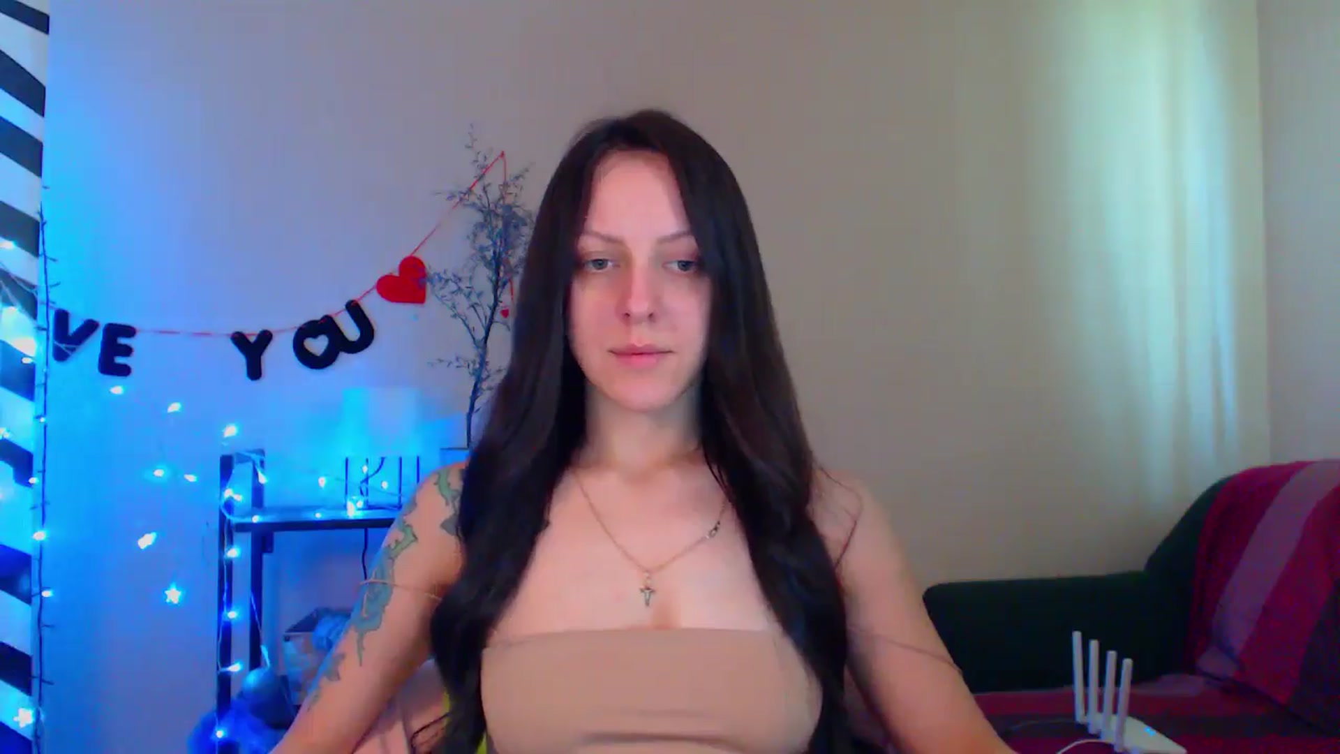 Gallery image thumbnail from Cos_Sexy's myfreecams stream on, 05/07/2024, 10:51 image 8 of 20