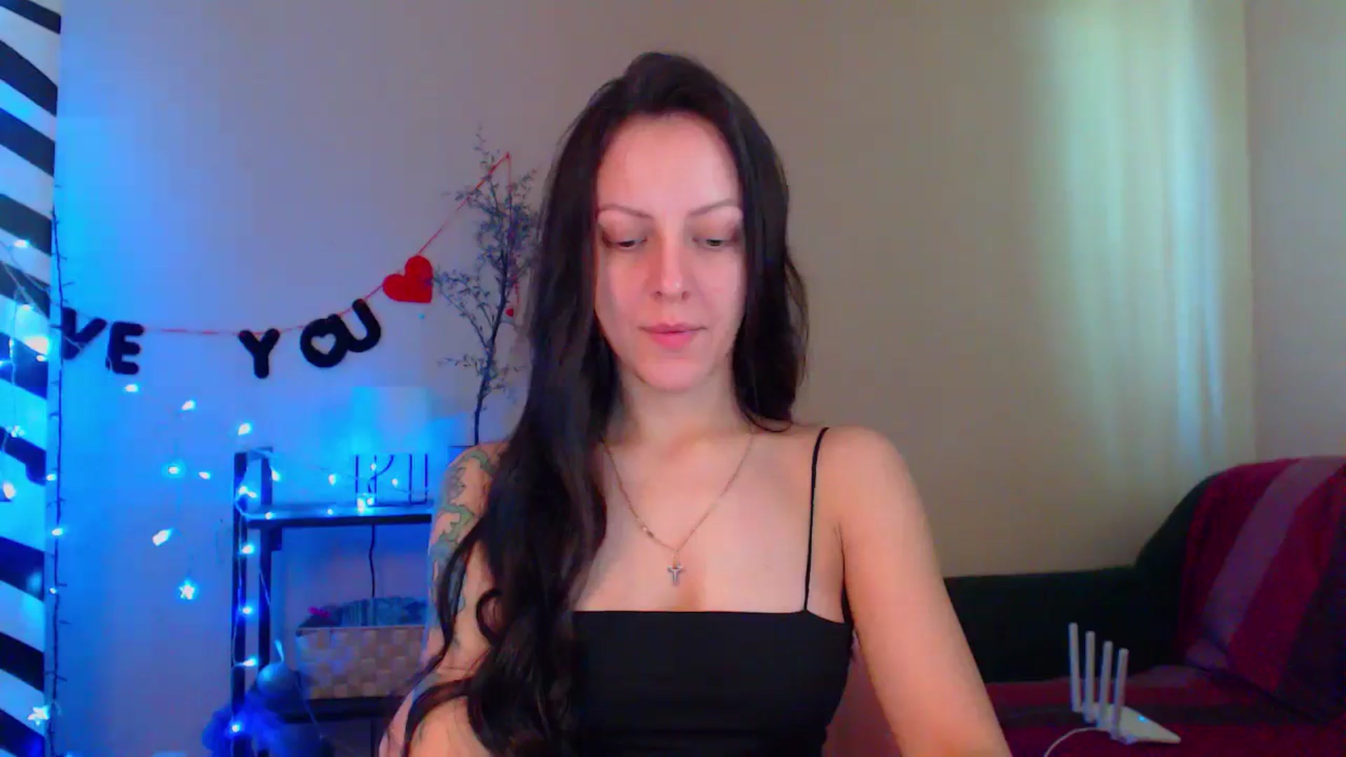 Gallery image thumbnail from Cos_Sexy's myfreecams stream on, 05/08/2024, 11:29 image 5 of 20