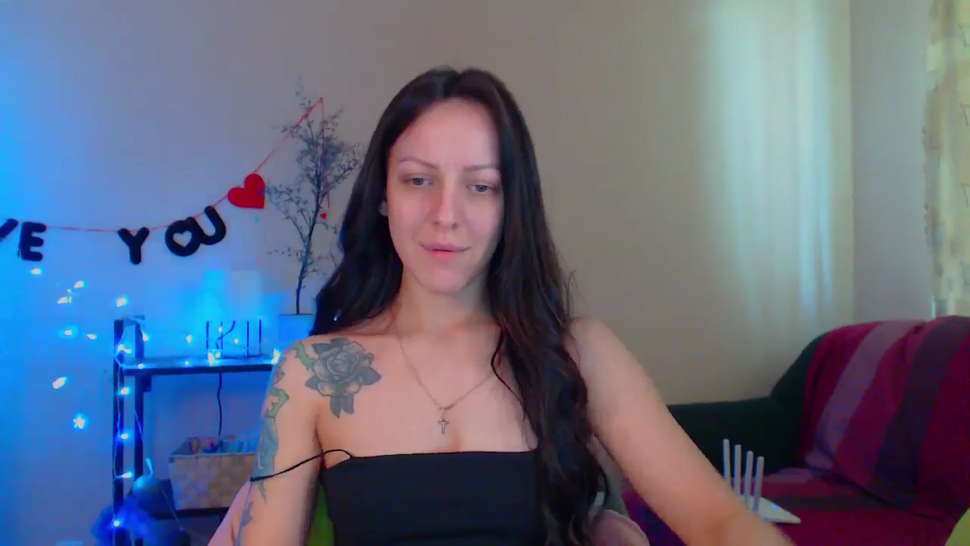 Gallery image thumbnail from Cos_Sexy's myfreecams stream on, 05/08/2024, 12:06 image 9 of 20