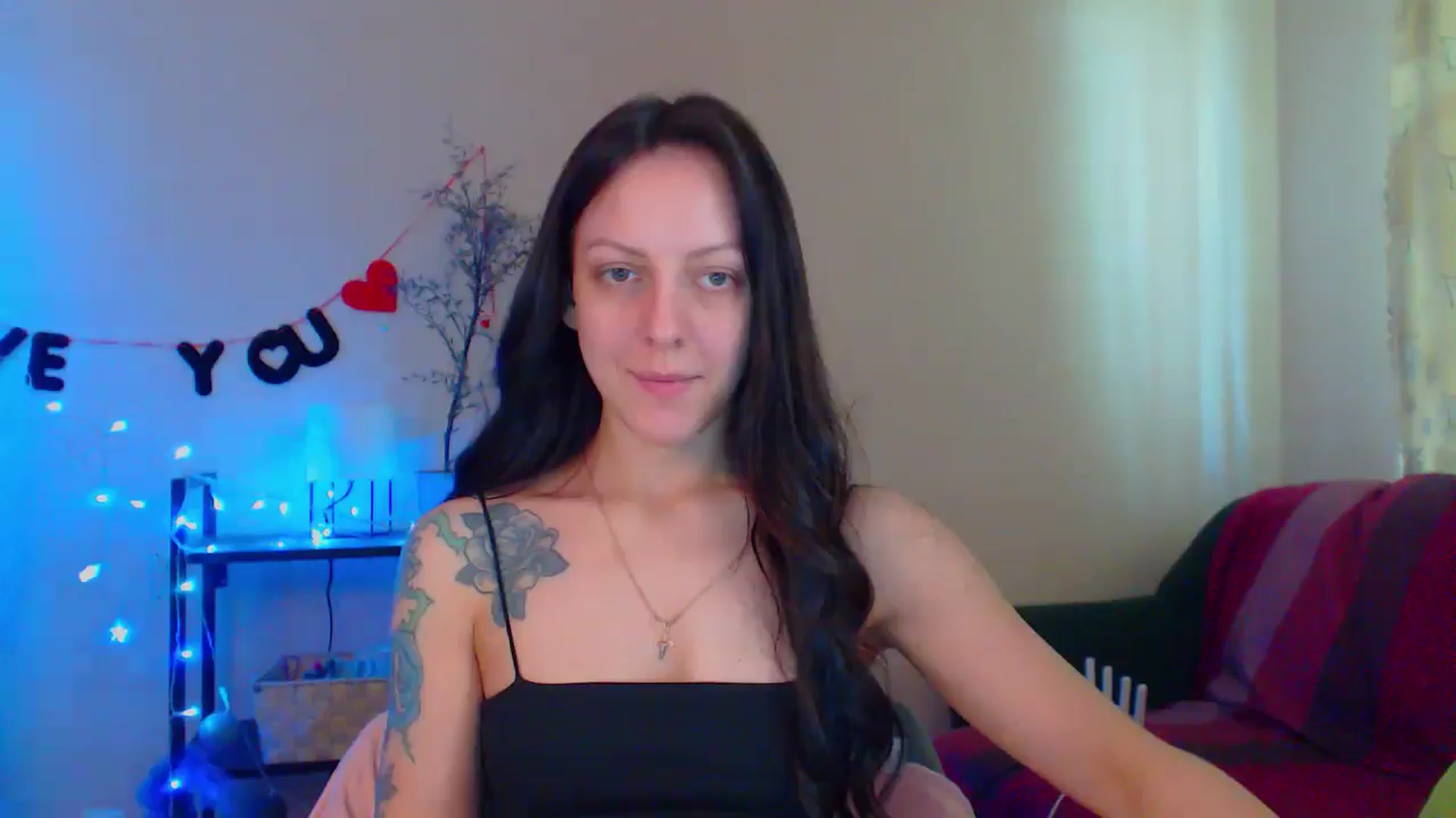 Gallery image thumbnail from Cos_Sexy's myfreecams stream on, 05/08/2024, 12:06 image 7 of 20