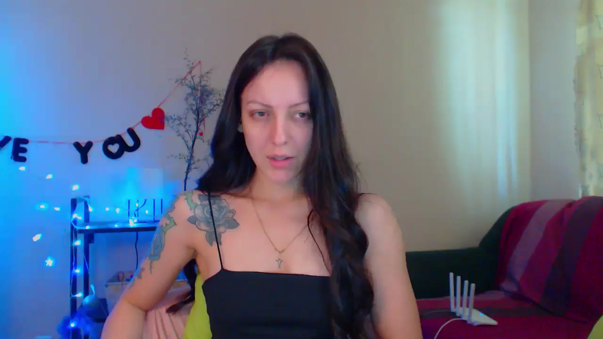Gallery image thumbnail from Cos_Sexy's myfreecams stream on, 05/08/2024, 12:06 image 8 of 20