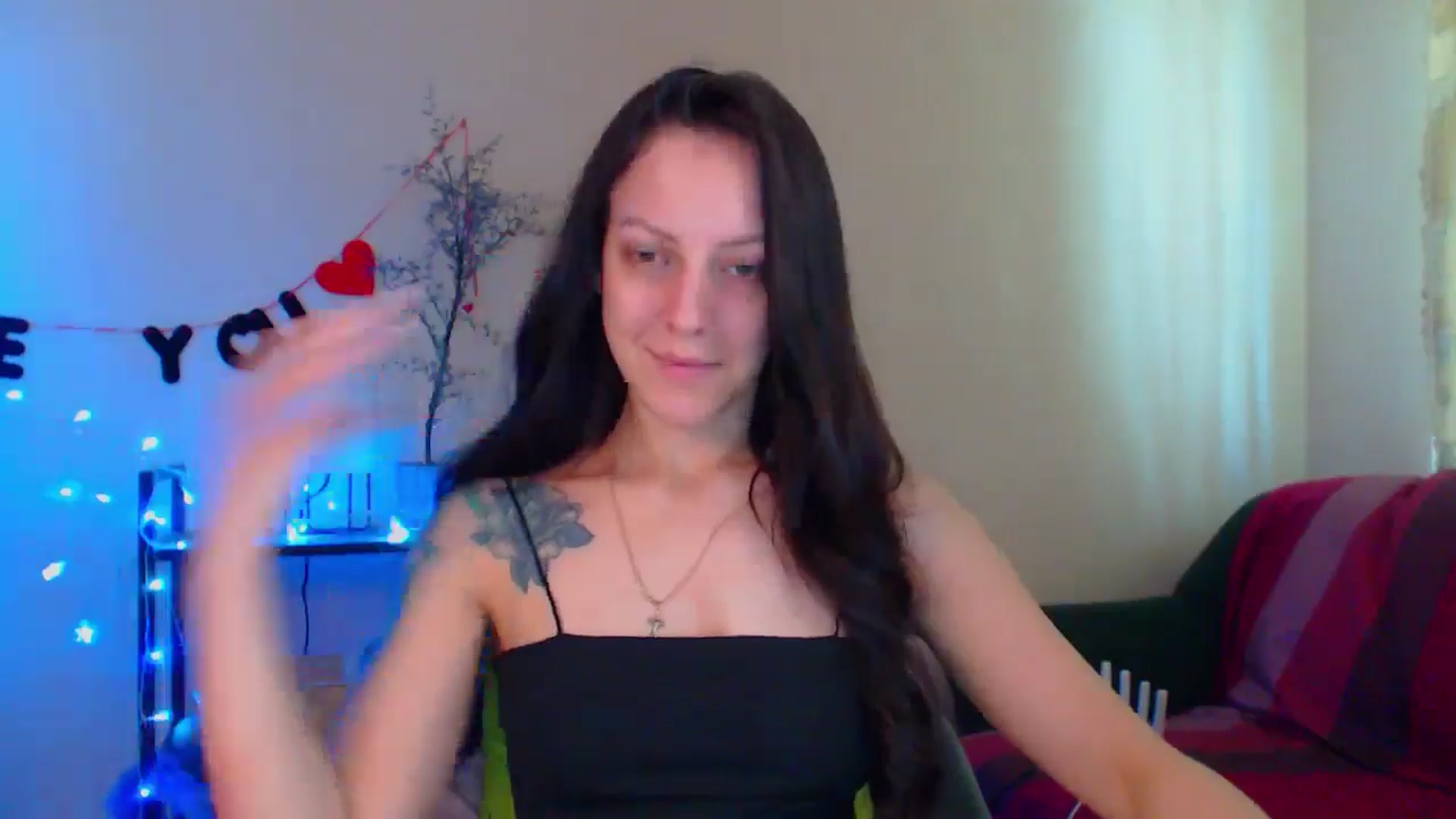 Gallery image thumbnail from Cos_Sexy's myfreecams stream on, 05/08/2024, 12:23 image 19 of 20