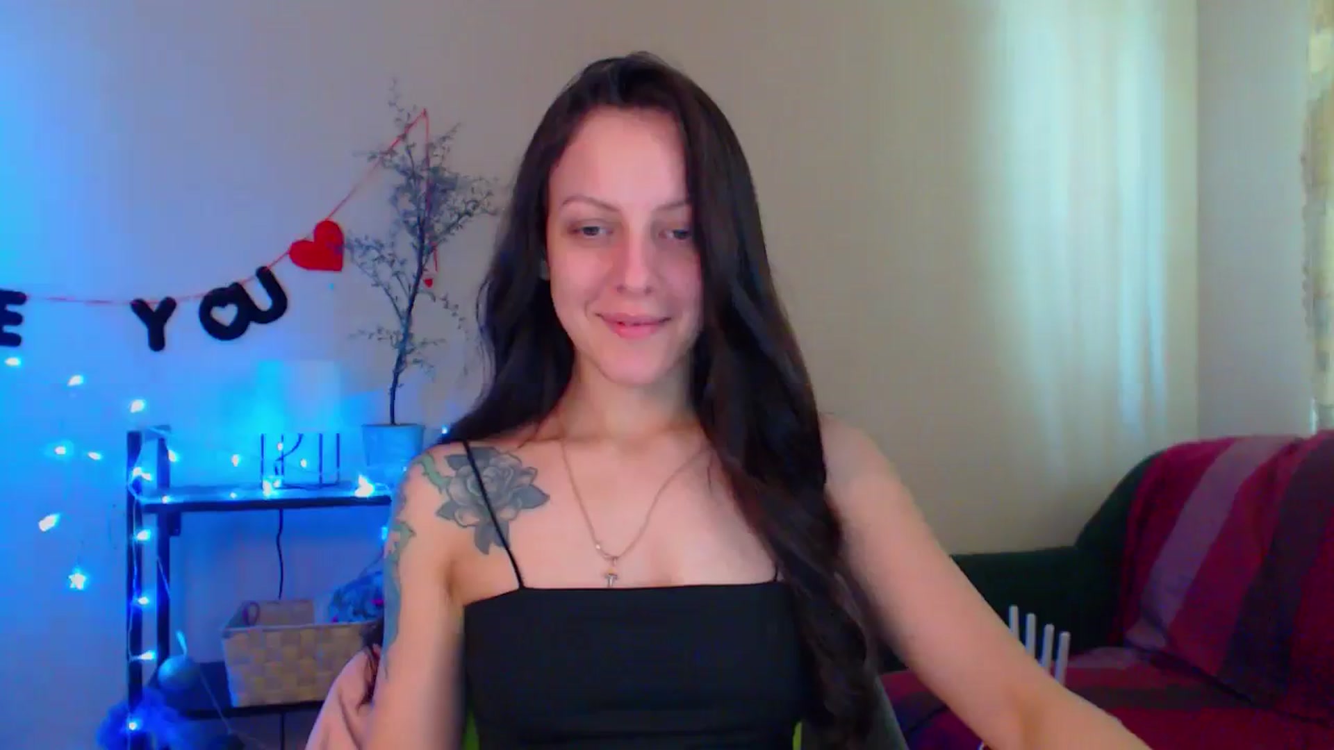 Gallery image thumbnail from Cos_Sexy's myfreecams stream on, 05/08/2024, 12:23 image 13 of 20