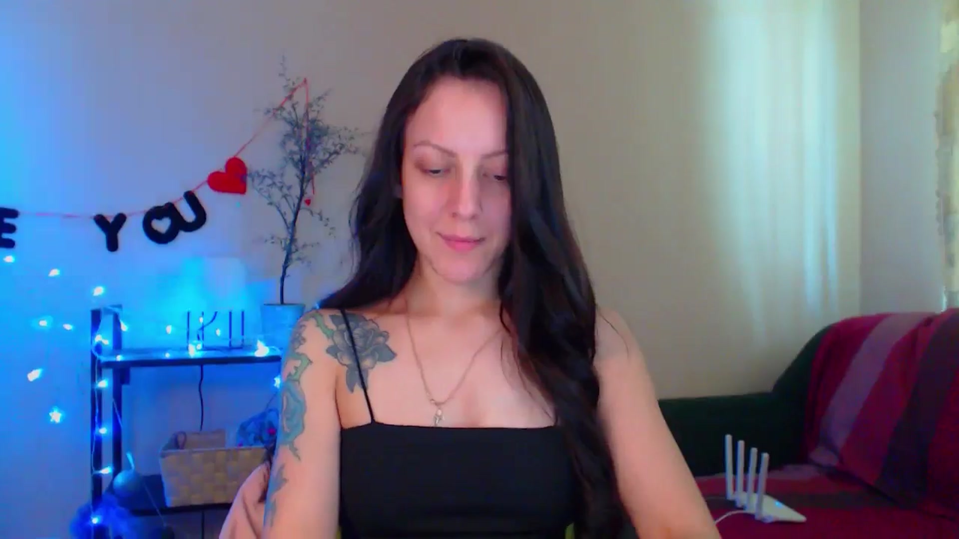 Gallery image thumbnail from Cos_Sexy's myfreecams stream on, 05/08/2024, 12:23 image 15 of 20