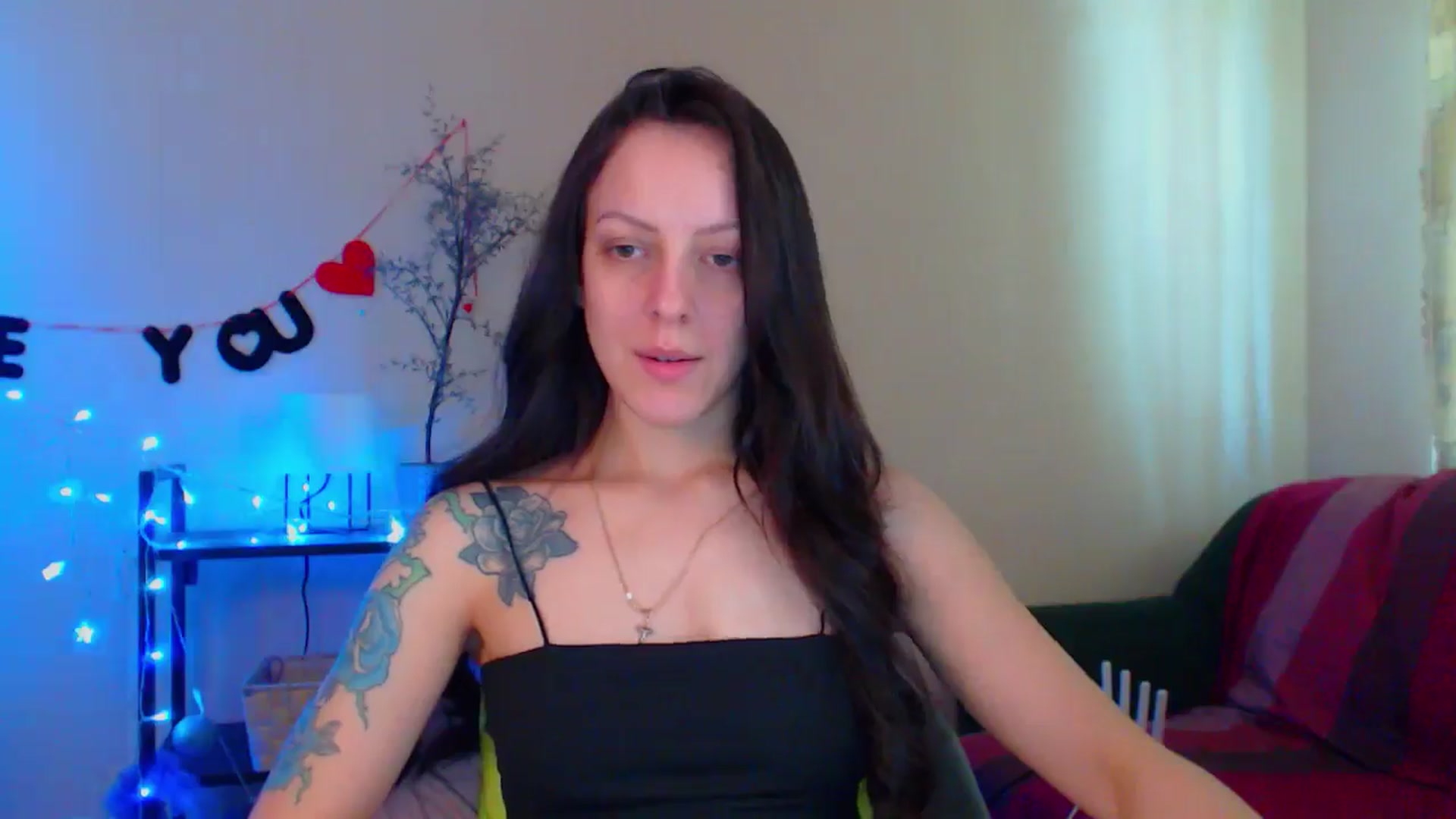 Gallery image thumbnail from Cos_Sexy's myfreecams stream on, 05/08/2024, 12:23 image 20 of 20