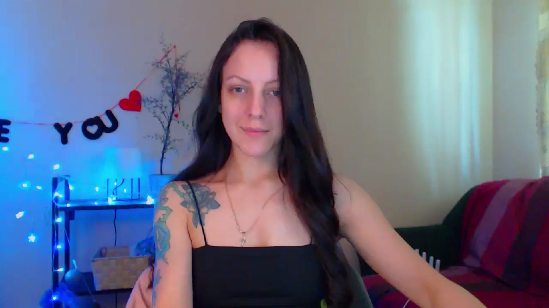 Gallery image thumbnail from Cos_Sexy's myfreecams stream on, 05/08/2024, 12:23 image 16 of 20