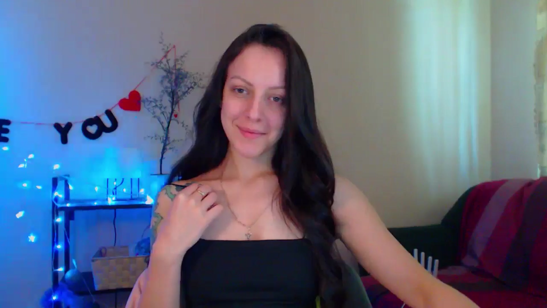 Gallery image thumbnail from Cos_Sexy's myfreecams stream on, 05/08/2024, 12:23 image 12 of 20