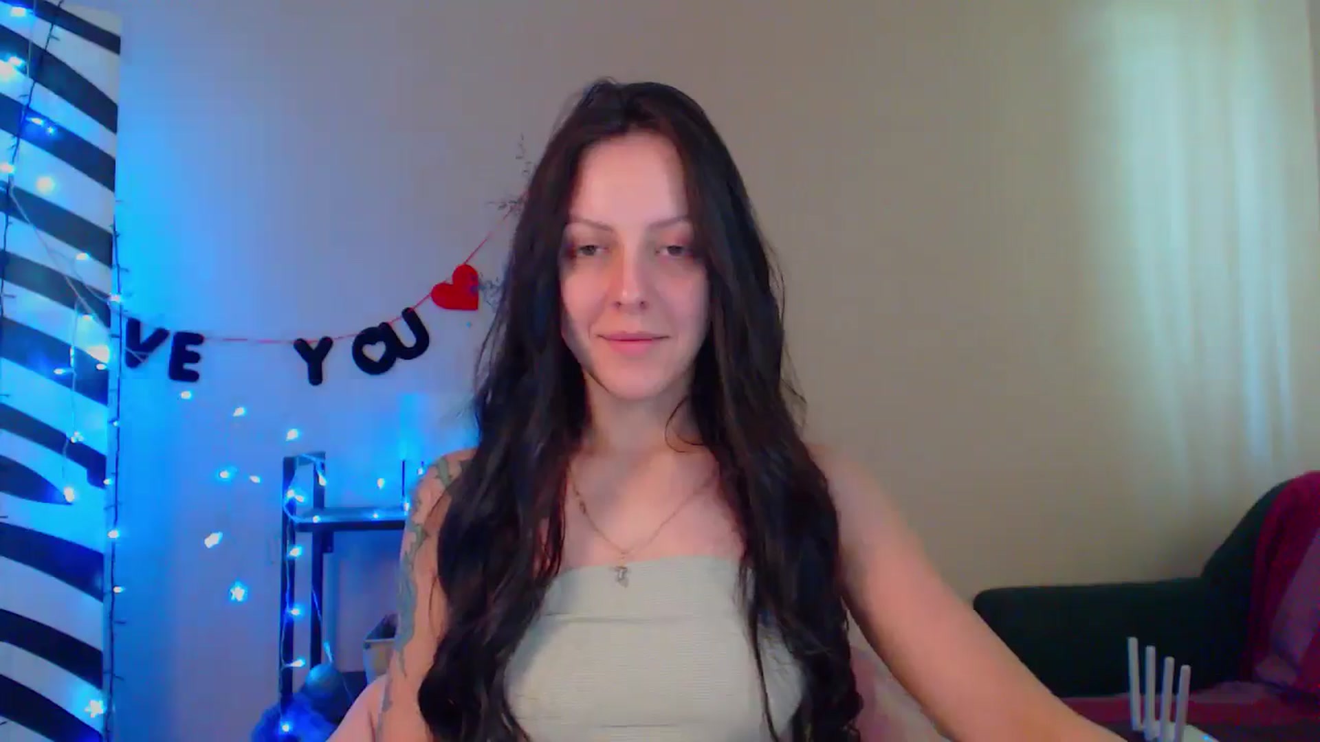 Gallery image thumbnail from Cos_Sexy's myfreecams stream on, 05/09/2024, 13:47 image 10 of 20